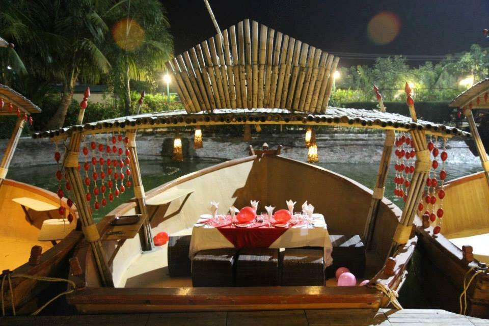 Aarohi Starz Club Hotel Ahmedabad