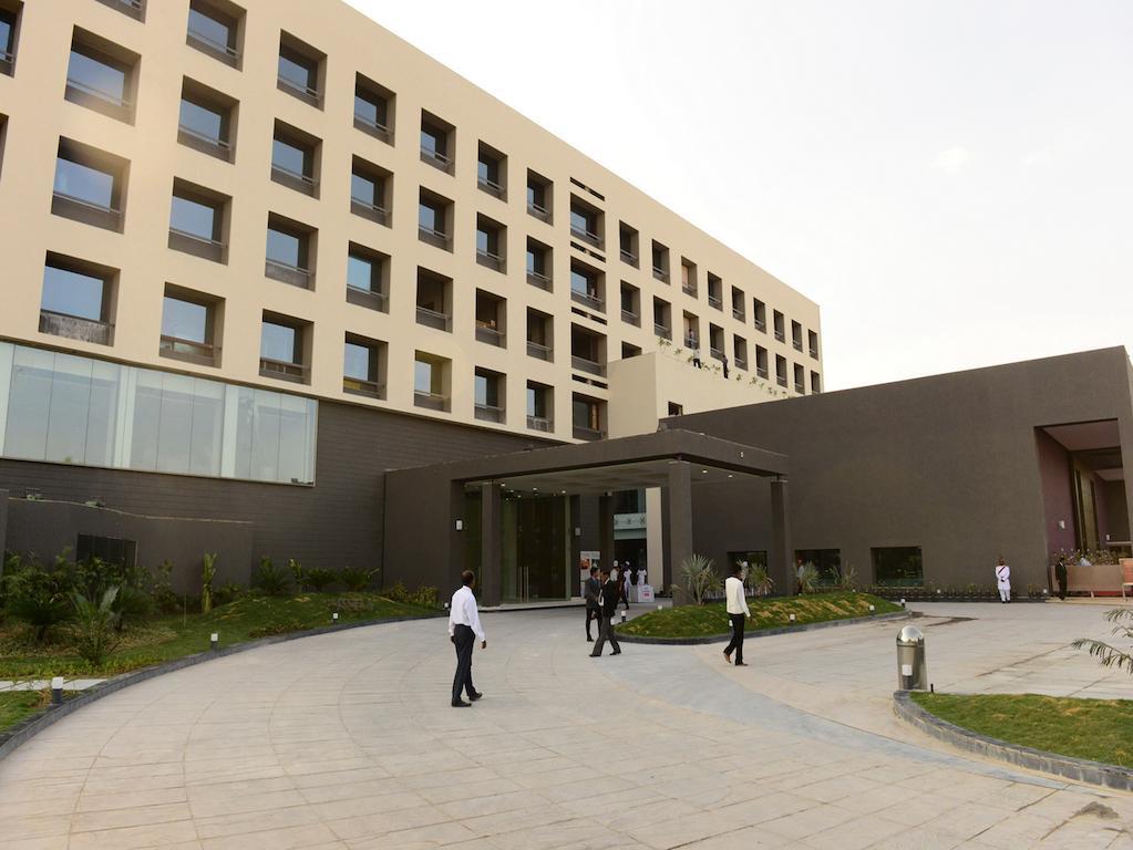 Hotel Narayani Heights, Ahmedabad