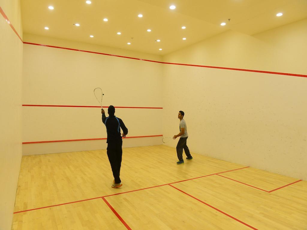 Narayani Heights, Hotel Ahmedabad