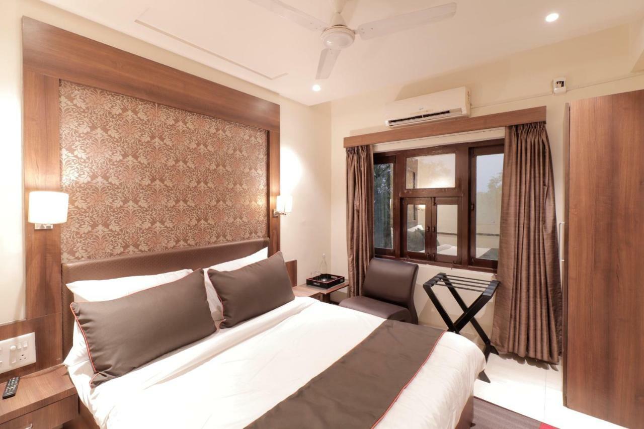 Hotel Collection O 39594 Heritage Paldi Rd 3*