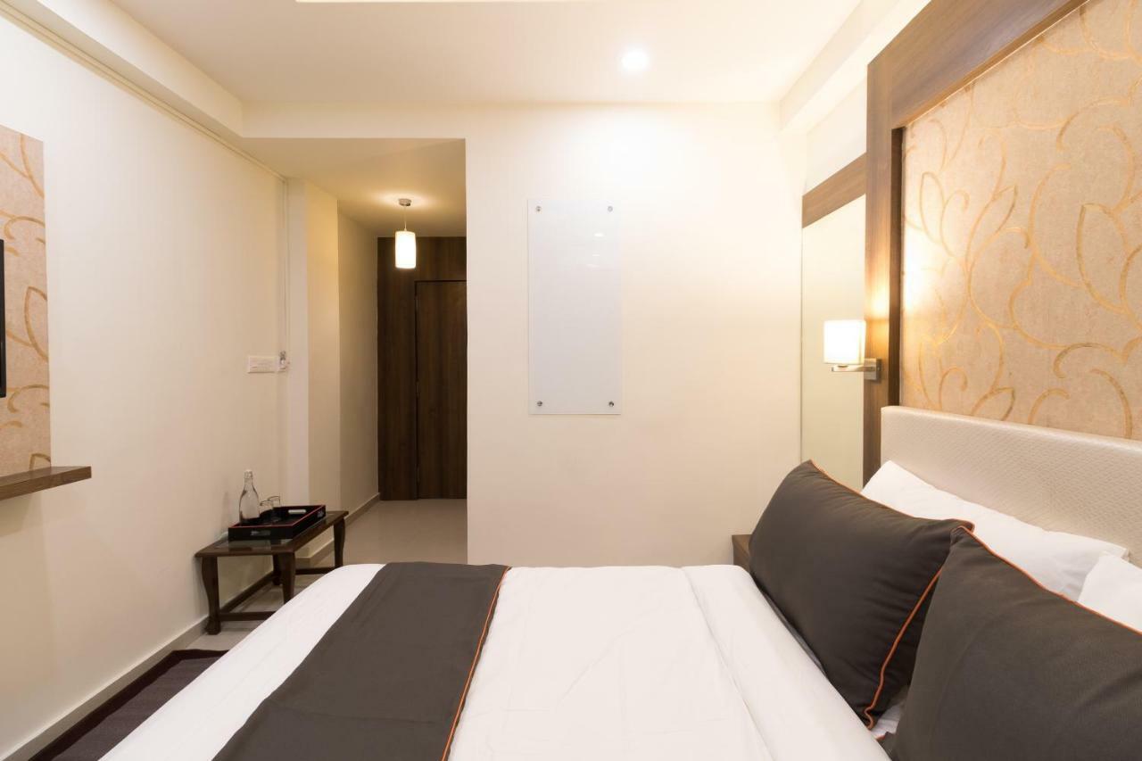 Hotel Collection O 39594 Heritage Paldi Rd Ahmedabad