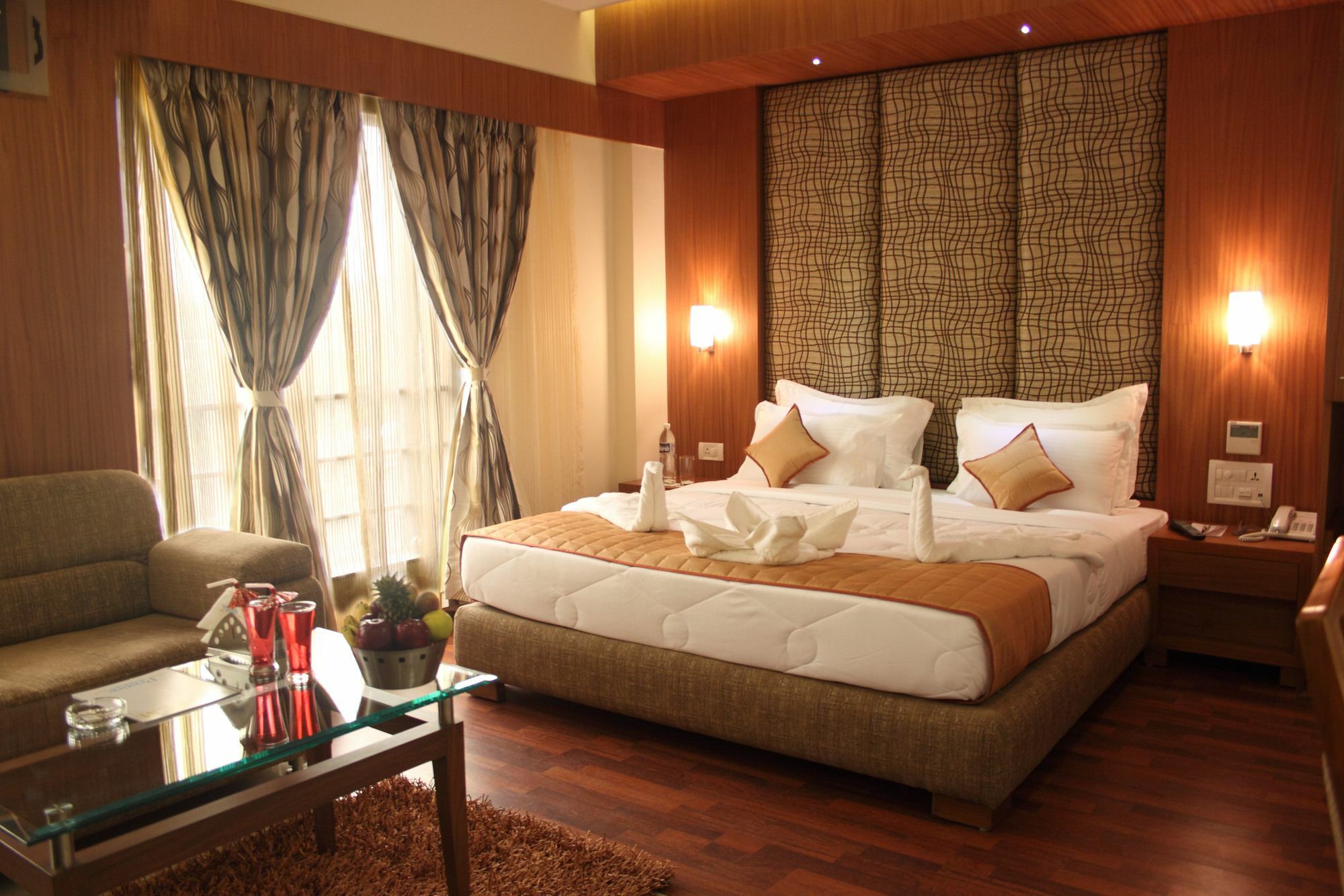 Hotel Pristine Residency