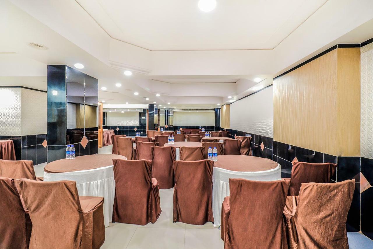 Hotel Summit