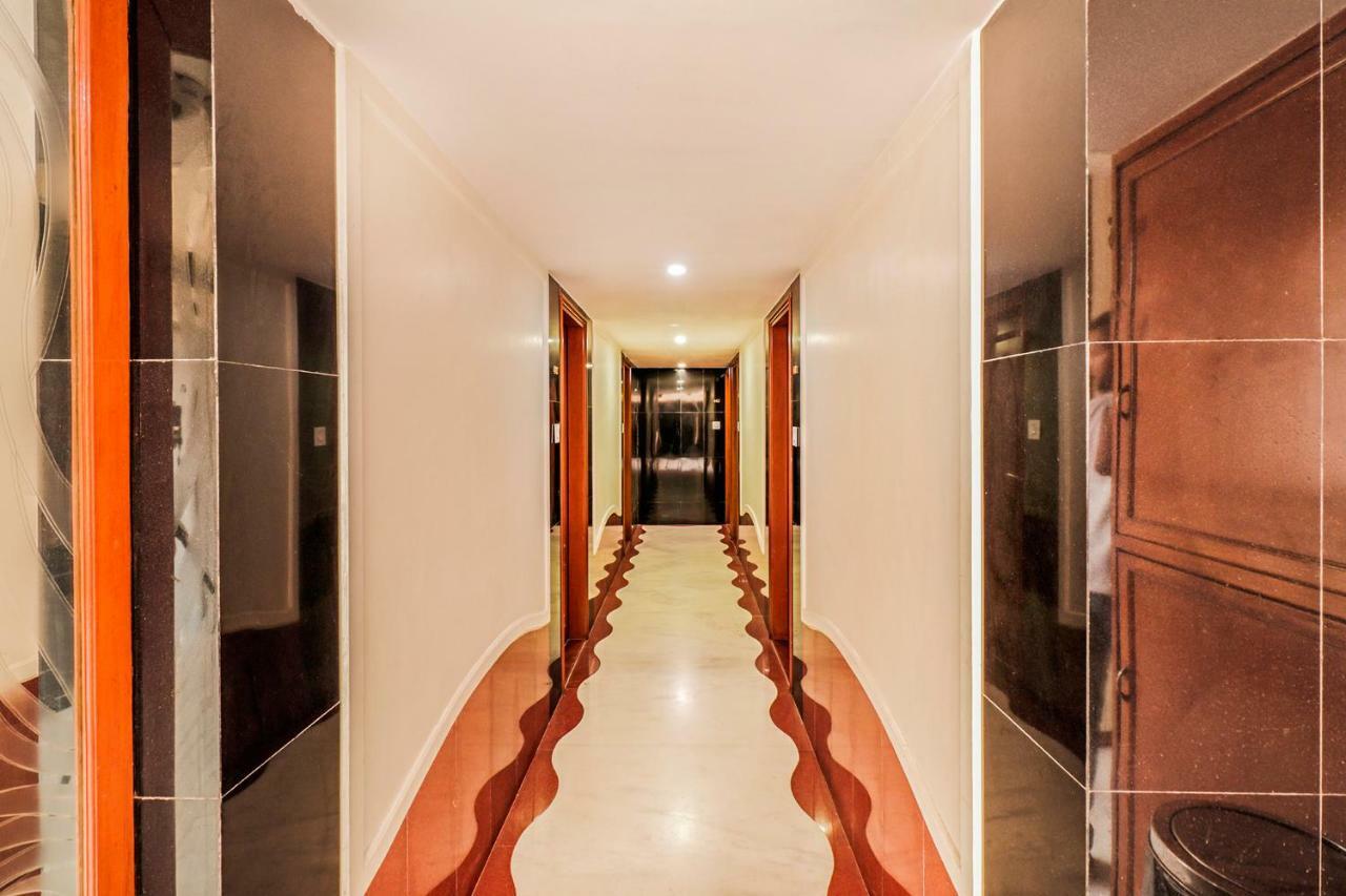 Summit Hotel