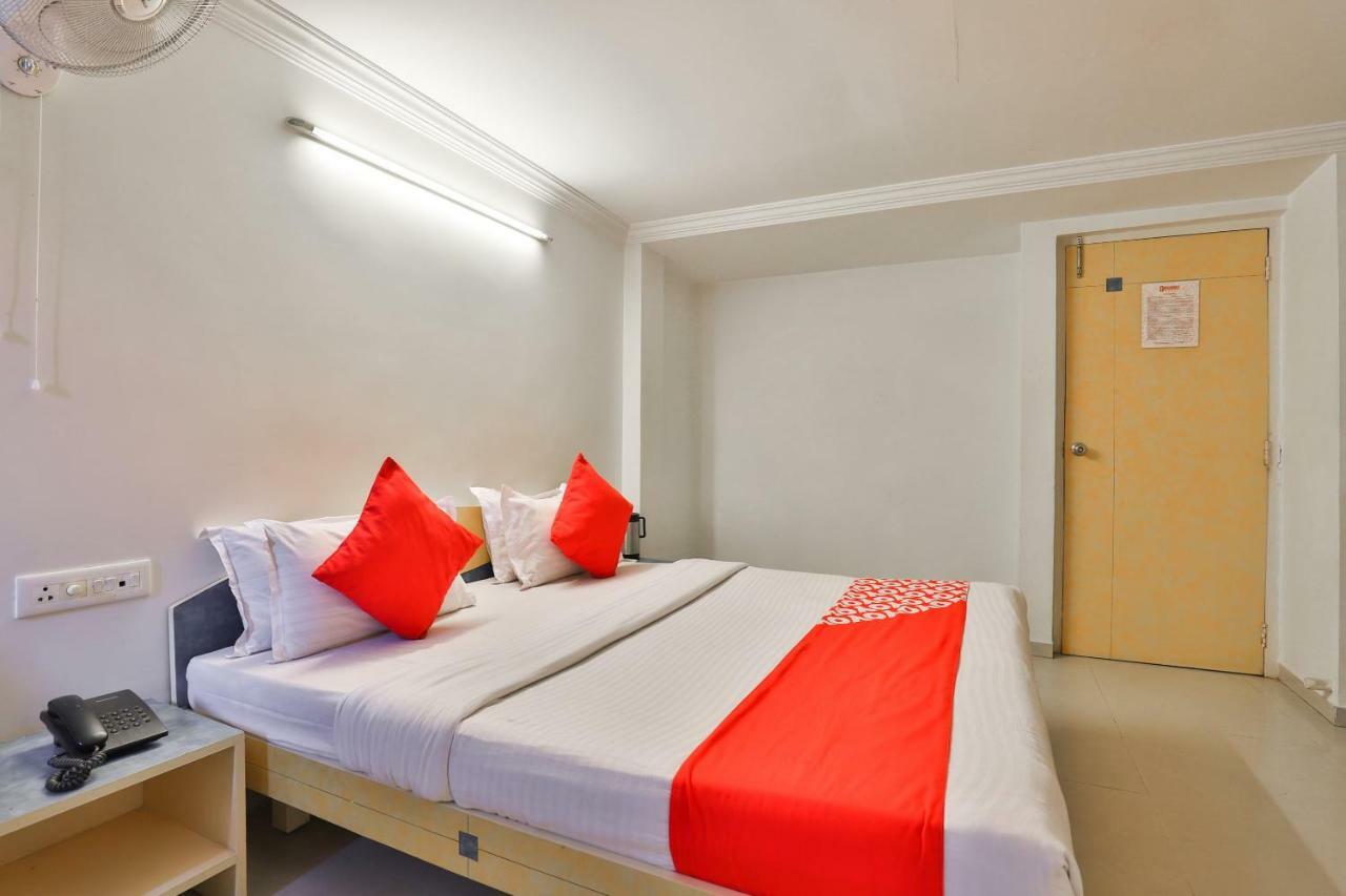 Hotel Oyo 10044 Dudawat Ahmedabad