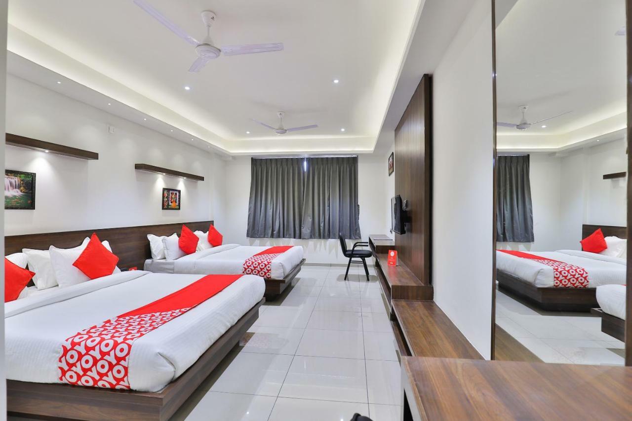 Hotel Oyo 16604 Sparsh 3*