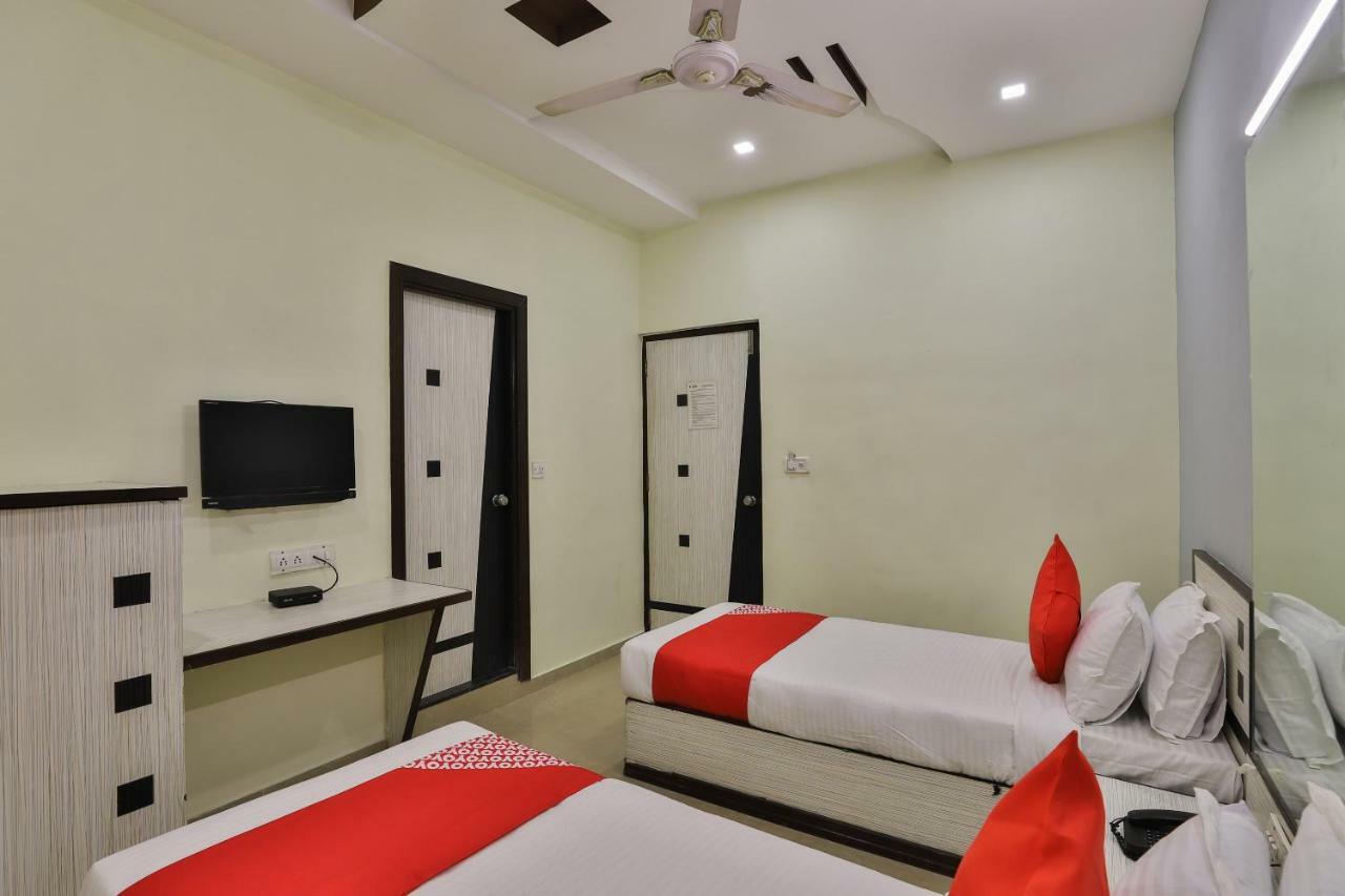 Oyo Flagship 19003 Rudra Mahal Hotel