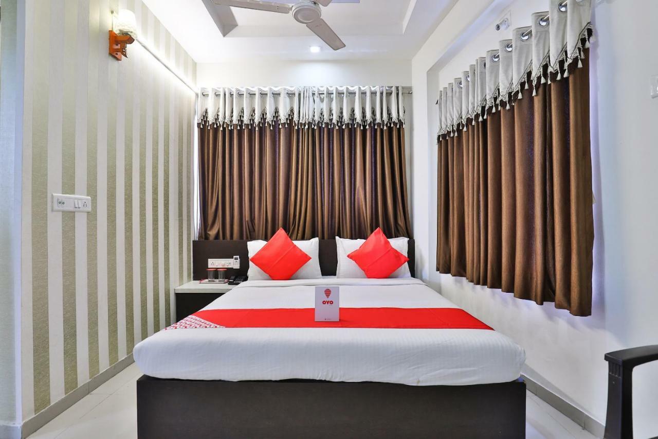 Oyo 2656 Sunstar Ahmedabad