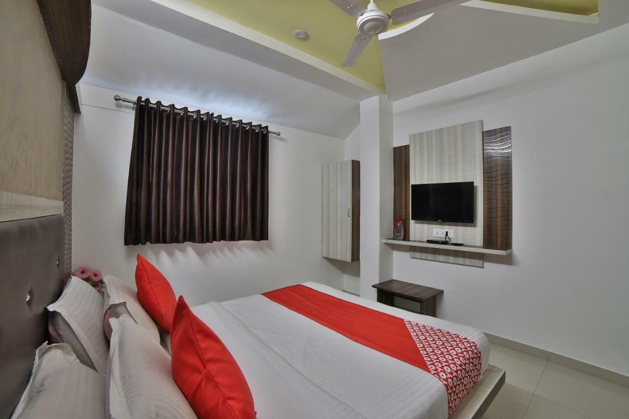 Hotel Sunstay Ahmedabad