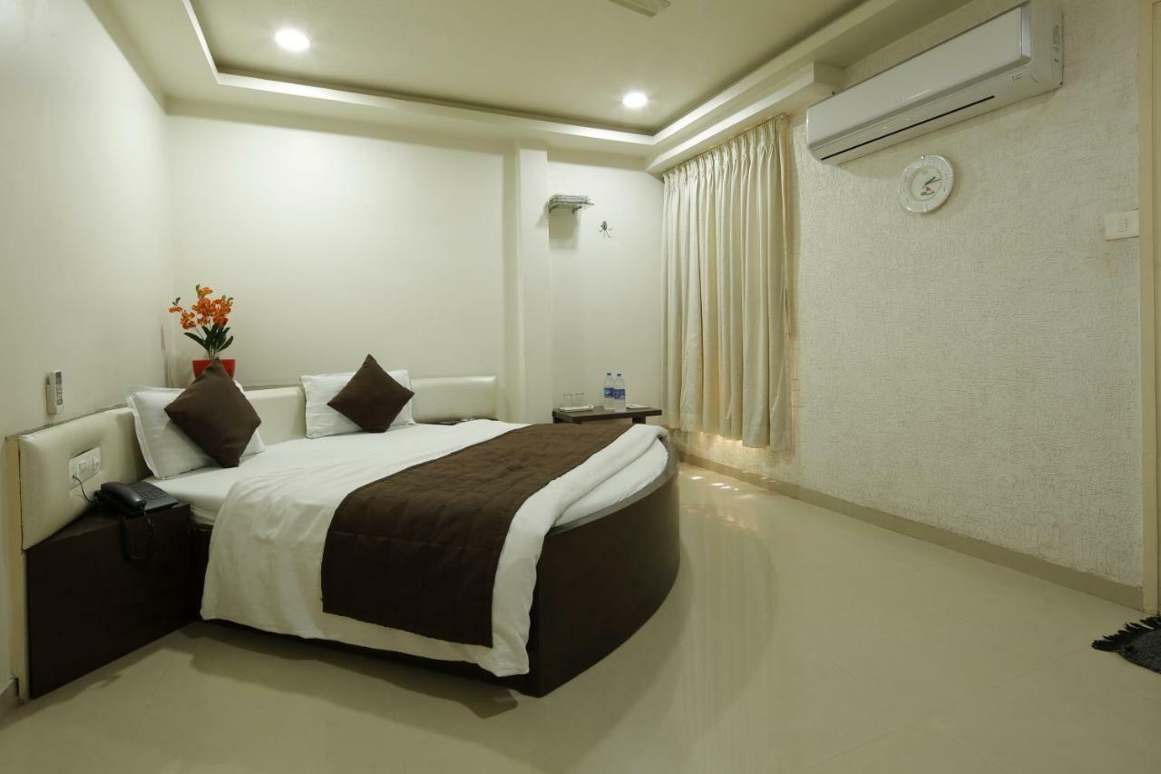 Volga Hotel Ahmedabad