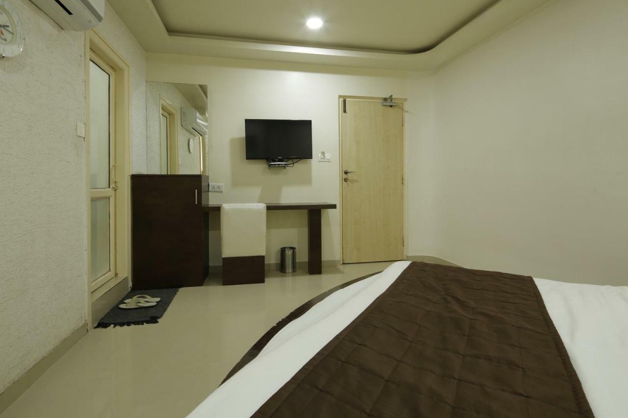 Volga Hotel 2*