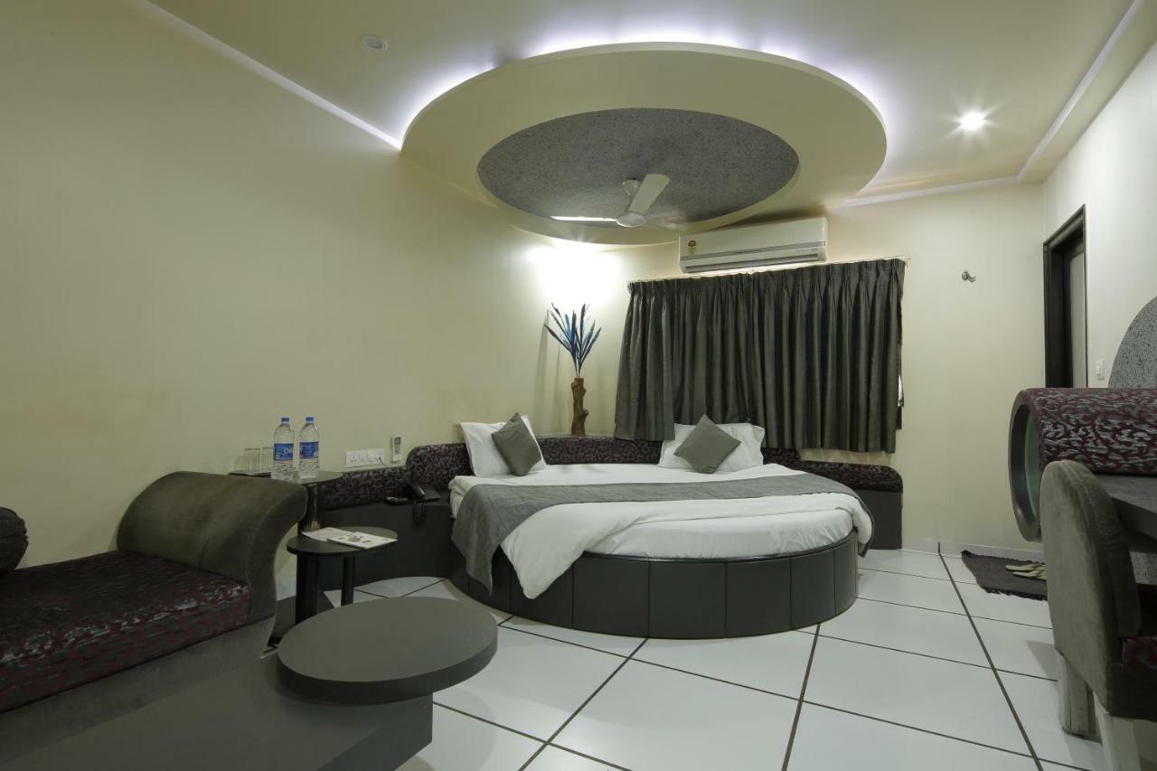 Hotel Volga Ahmedabad