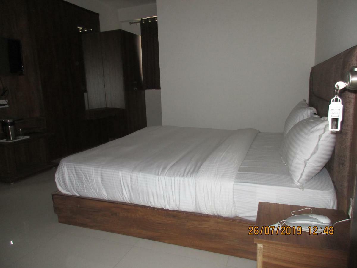 Maan Palace 2*