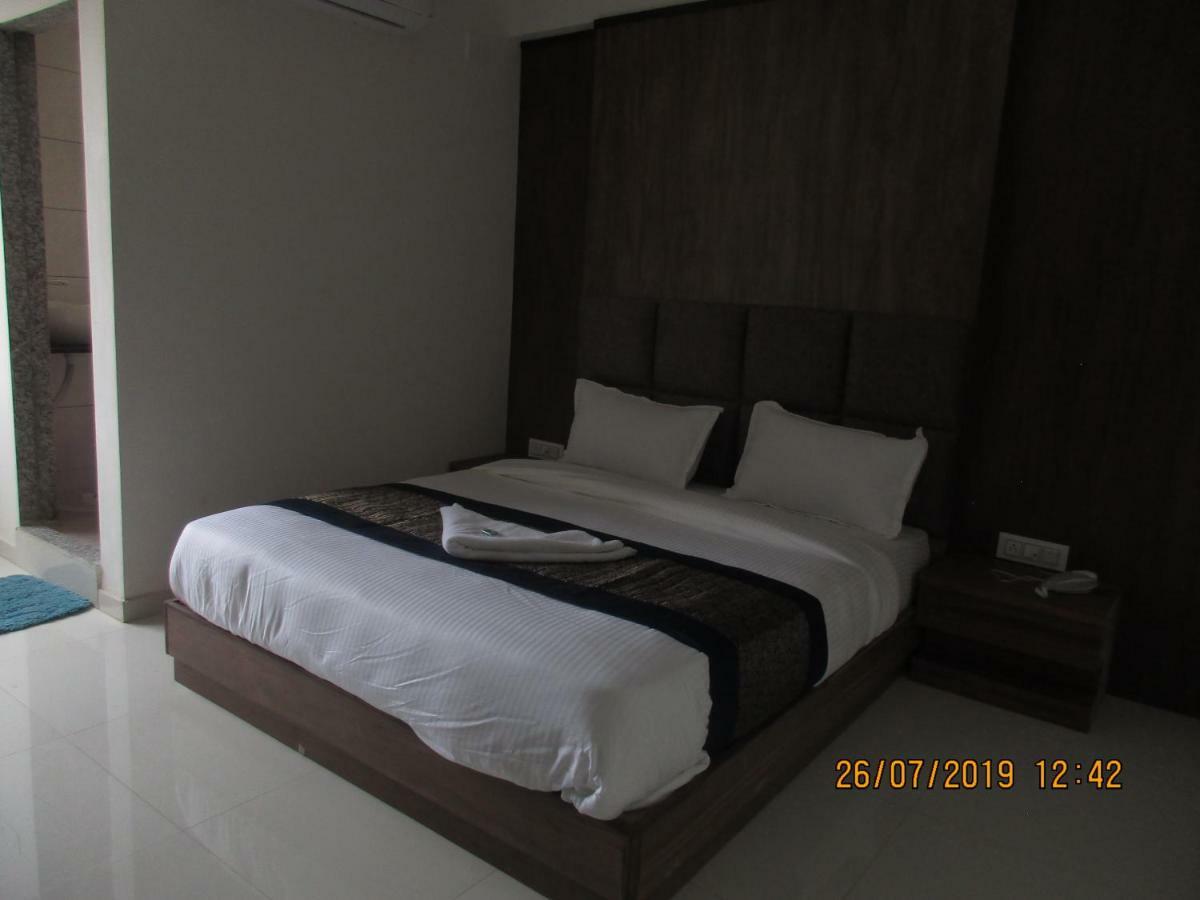 Hotel Maan Palace Ahmedabad