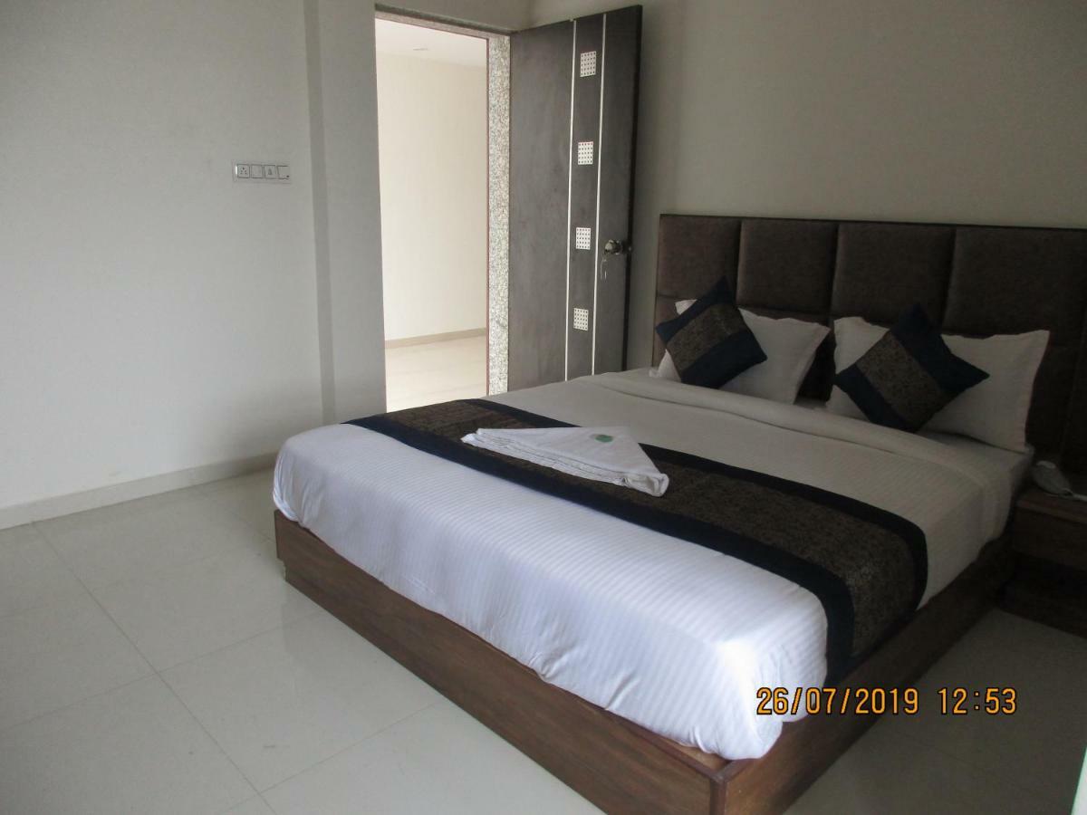 Maan Palace Hotel Ahmedabad