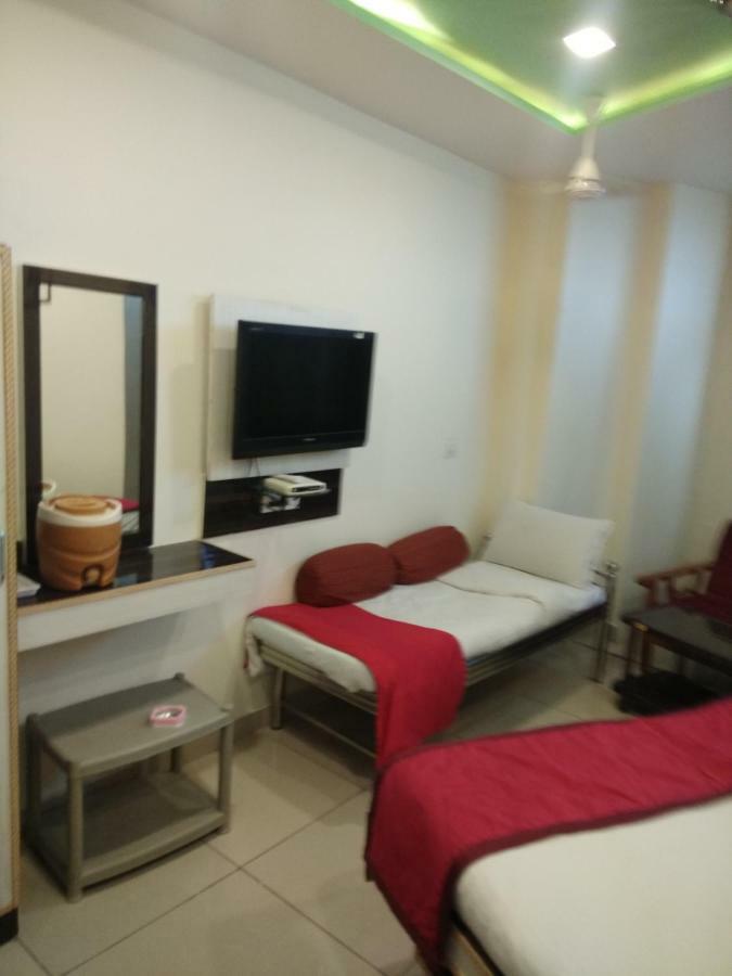 Hotel Ajanta *