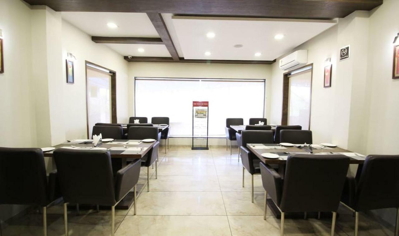 Hotel Aaram Orchard 2*