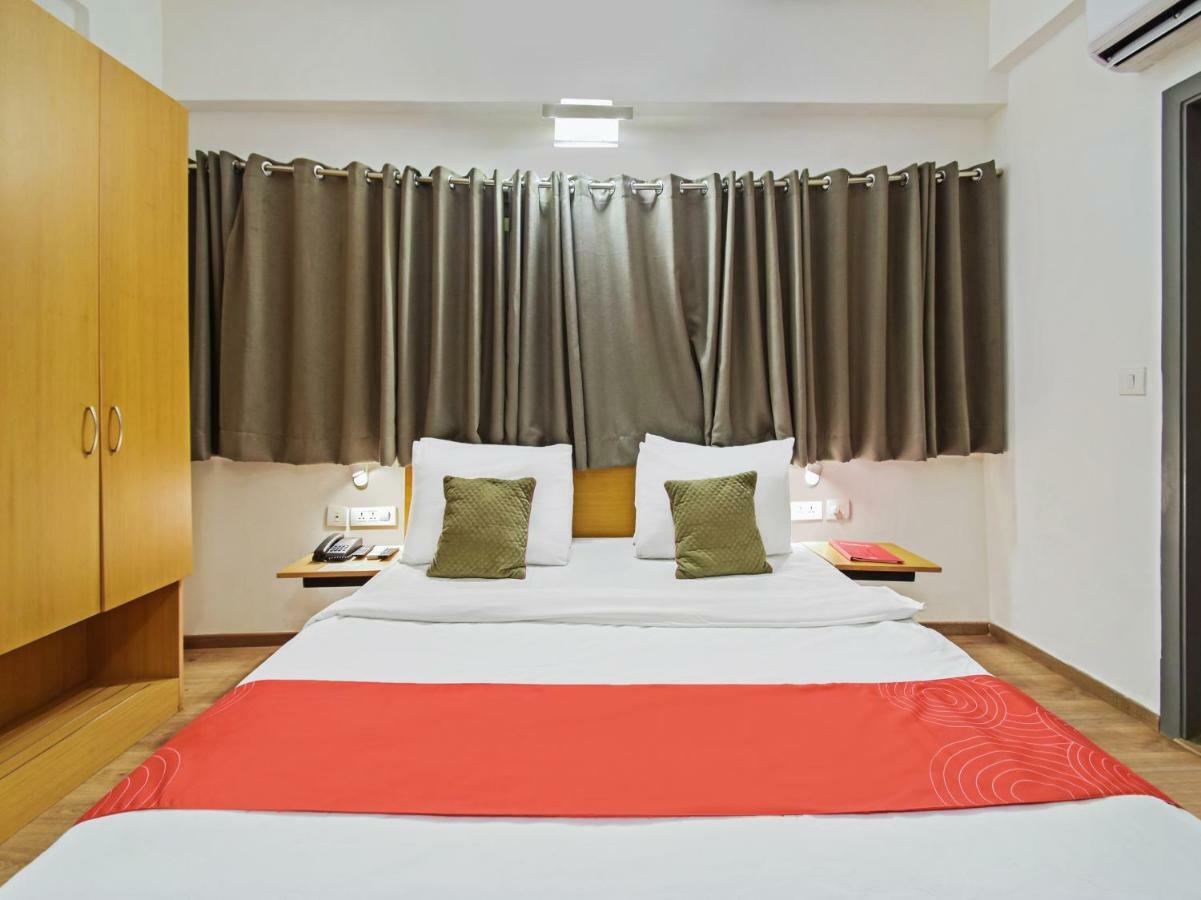 Oyo Townhouse 30 Ashram Road