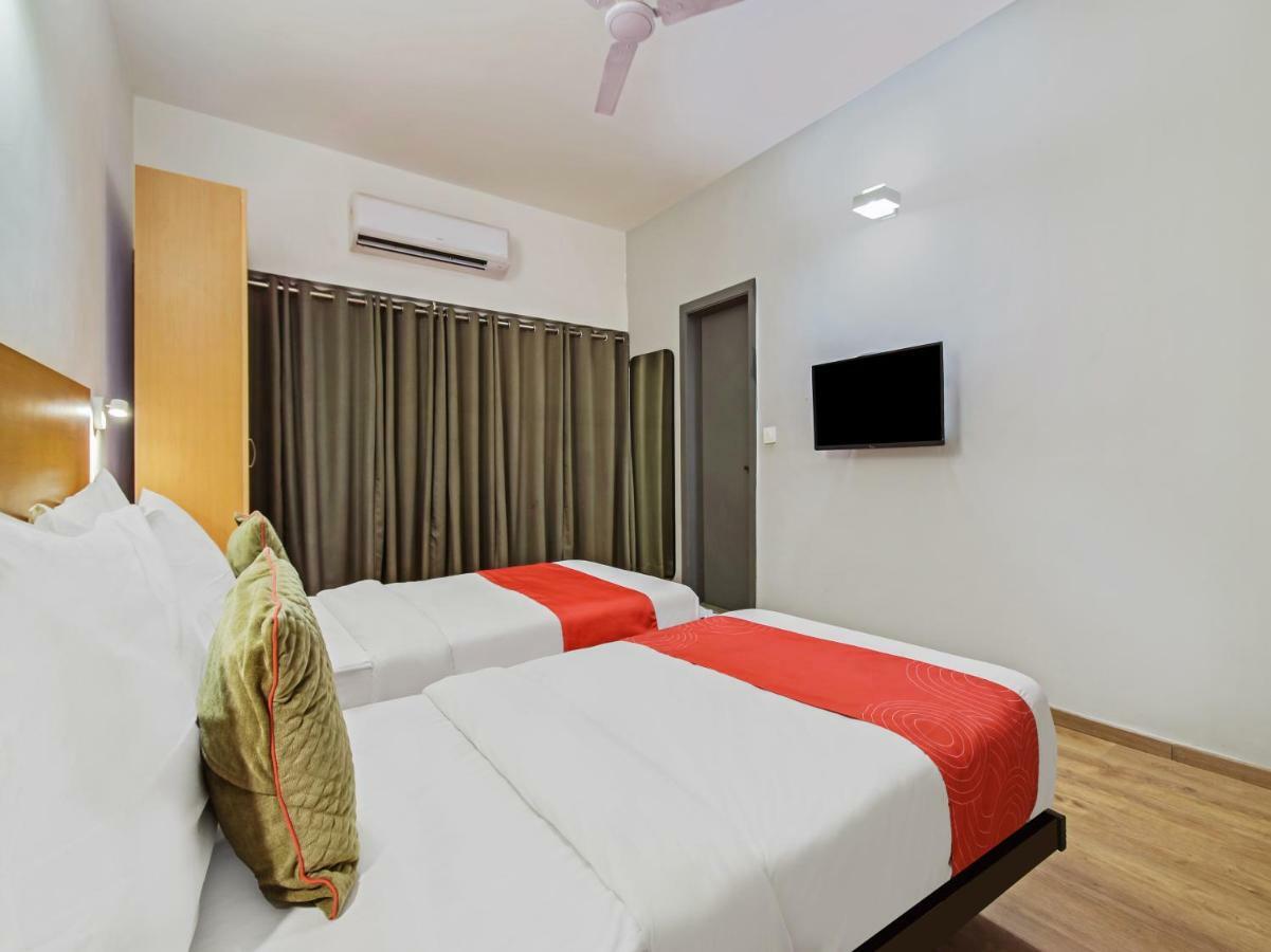 Oyo Townhouse 30 Ashram Road