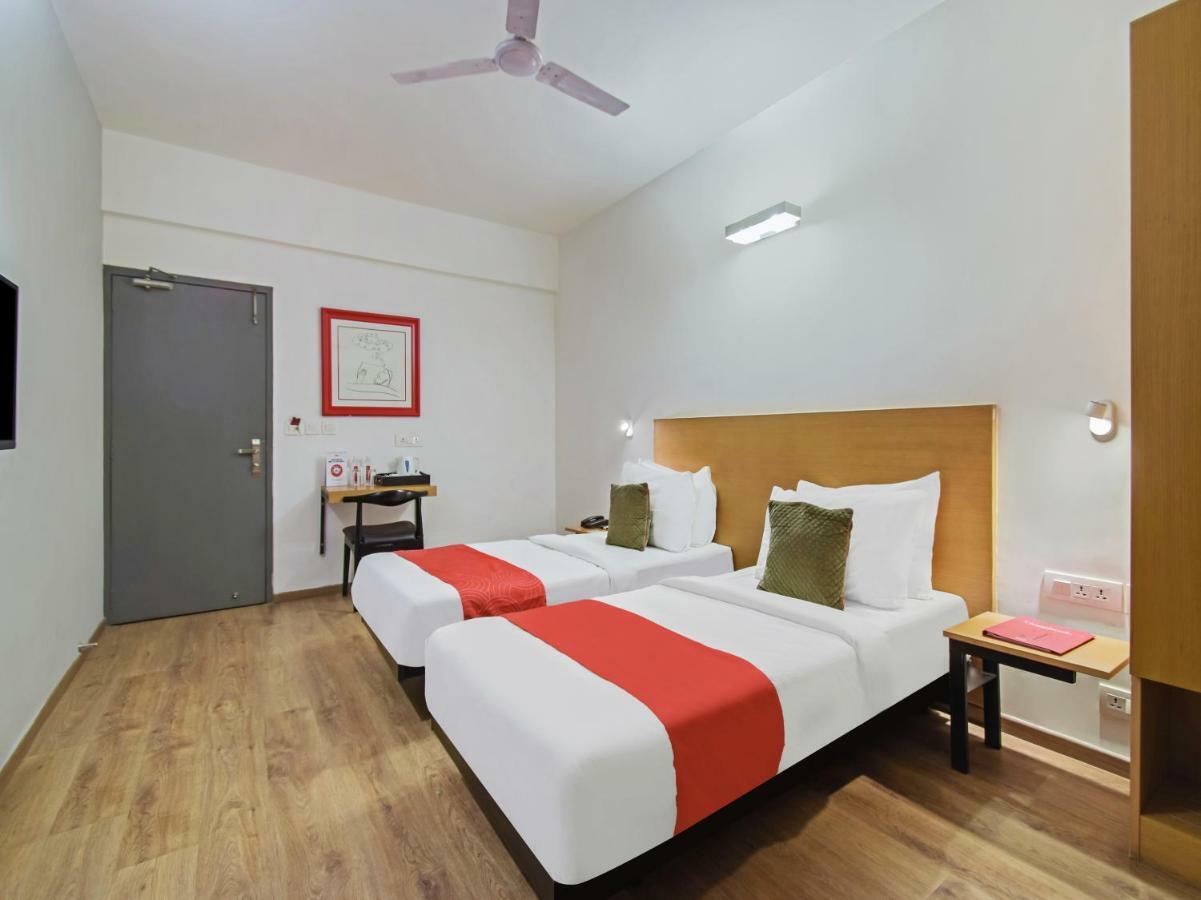 Hotel Oyo Townhouse 30 Ashram Road 3*