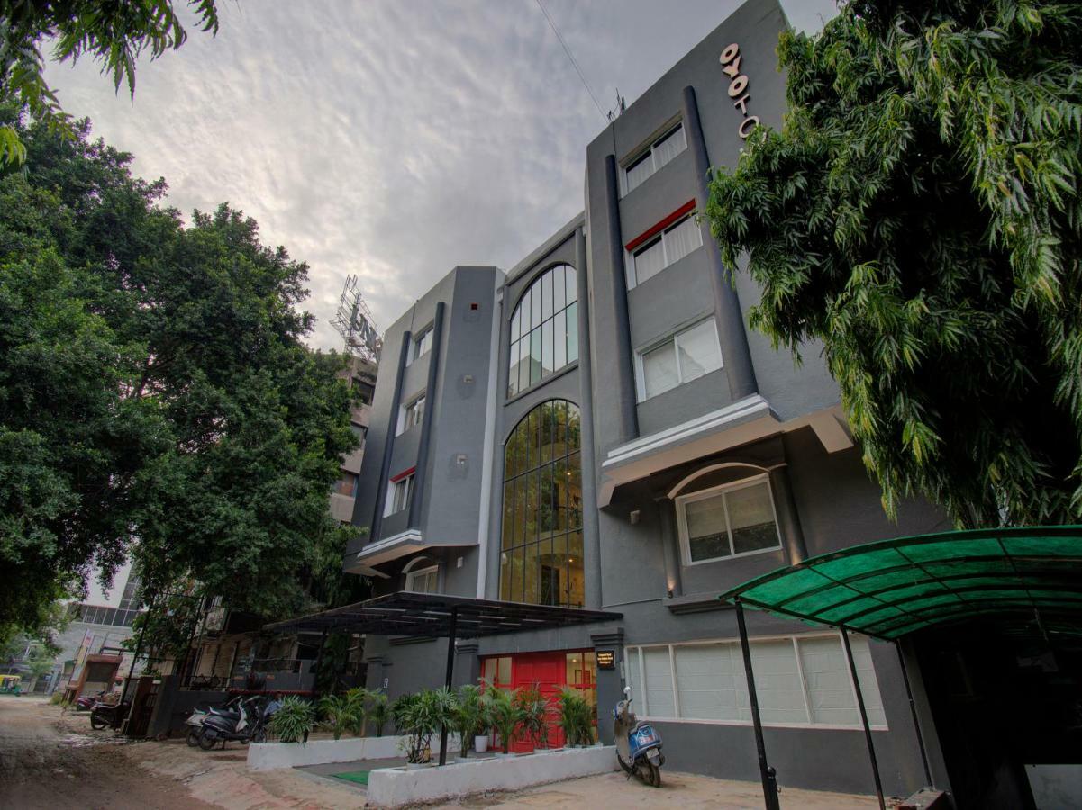 Hotel Oyo Townhouse 150 Shreyas Colony