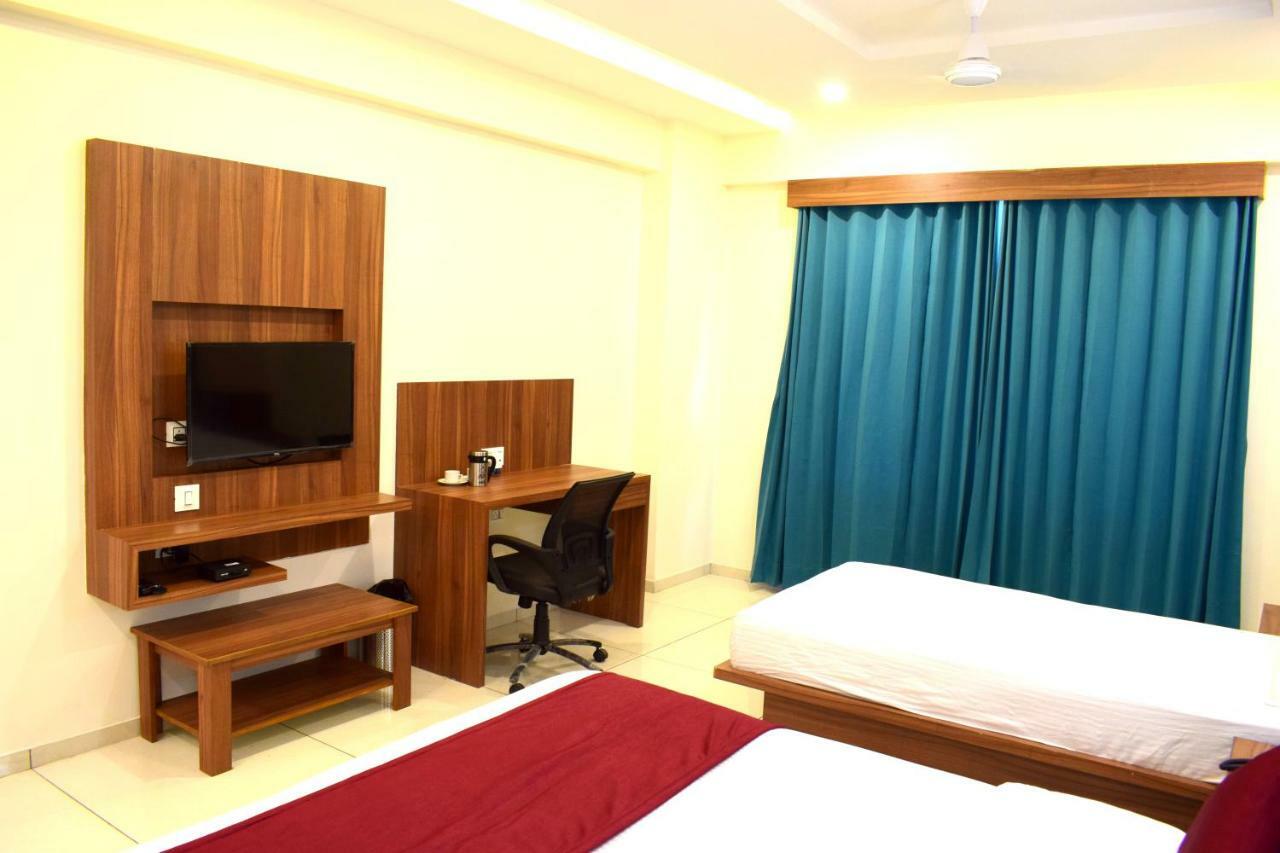 Hotel Royal Square By Sky