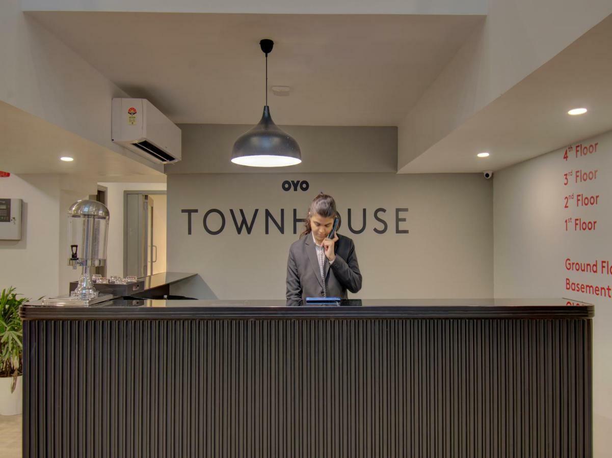 Hotel Oyo Townhouse 150 Shreyas Colony