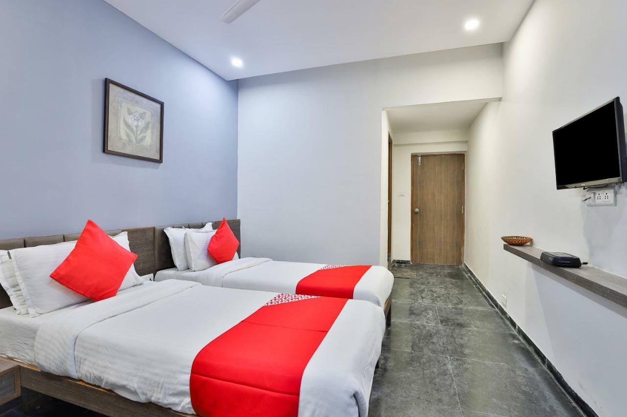 Chicago Hotel Ahmedabad
