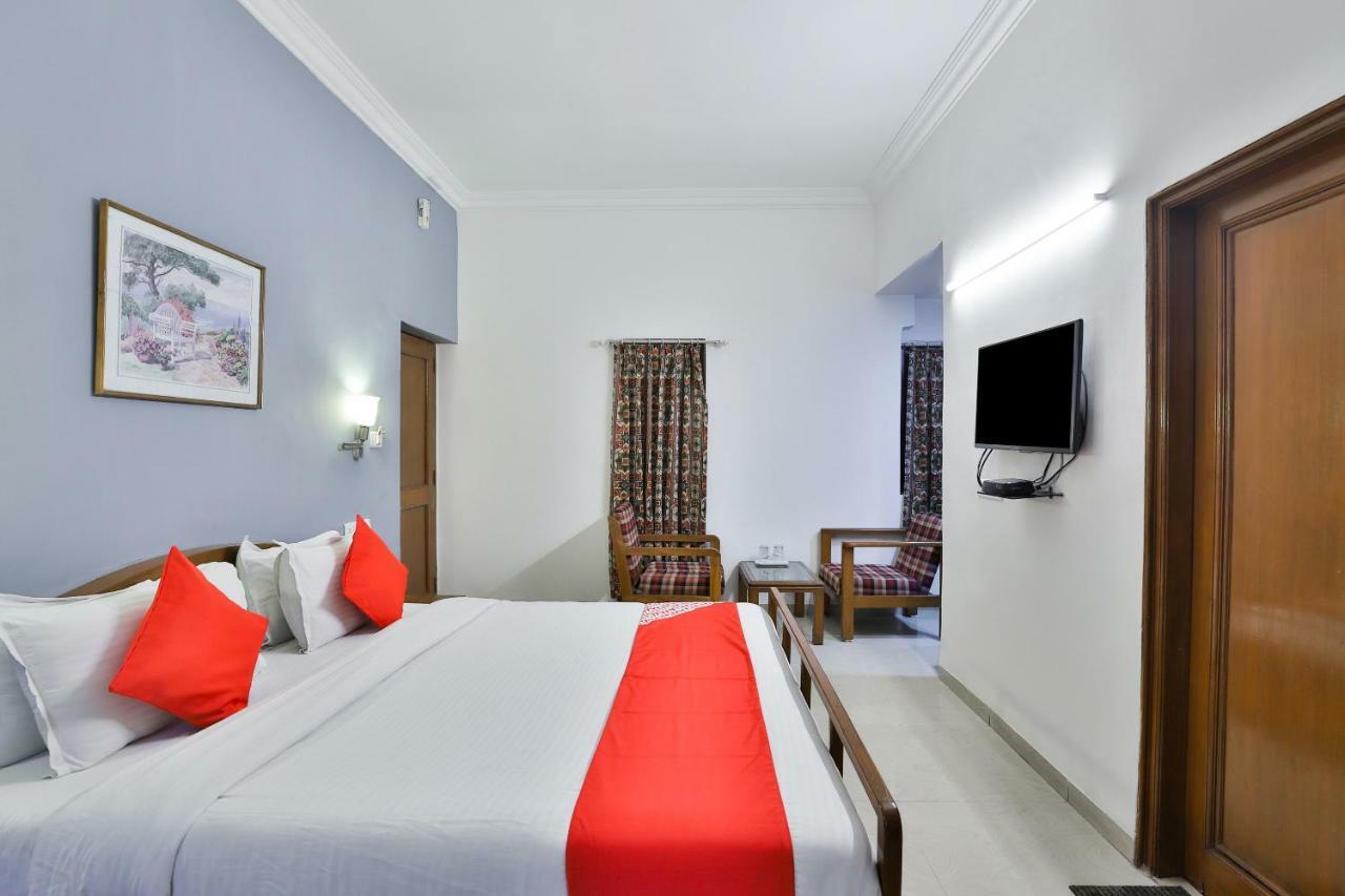 Chicago 3* Ahmedabad