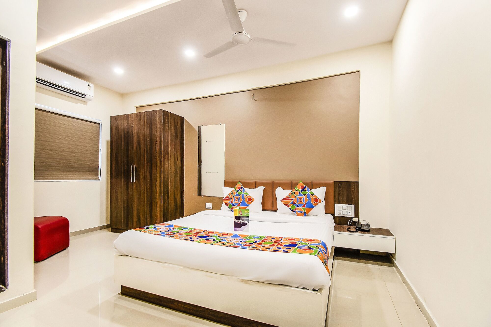 Hotel Fabexpress Pratiksha 3*