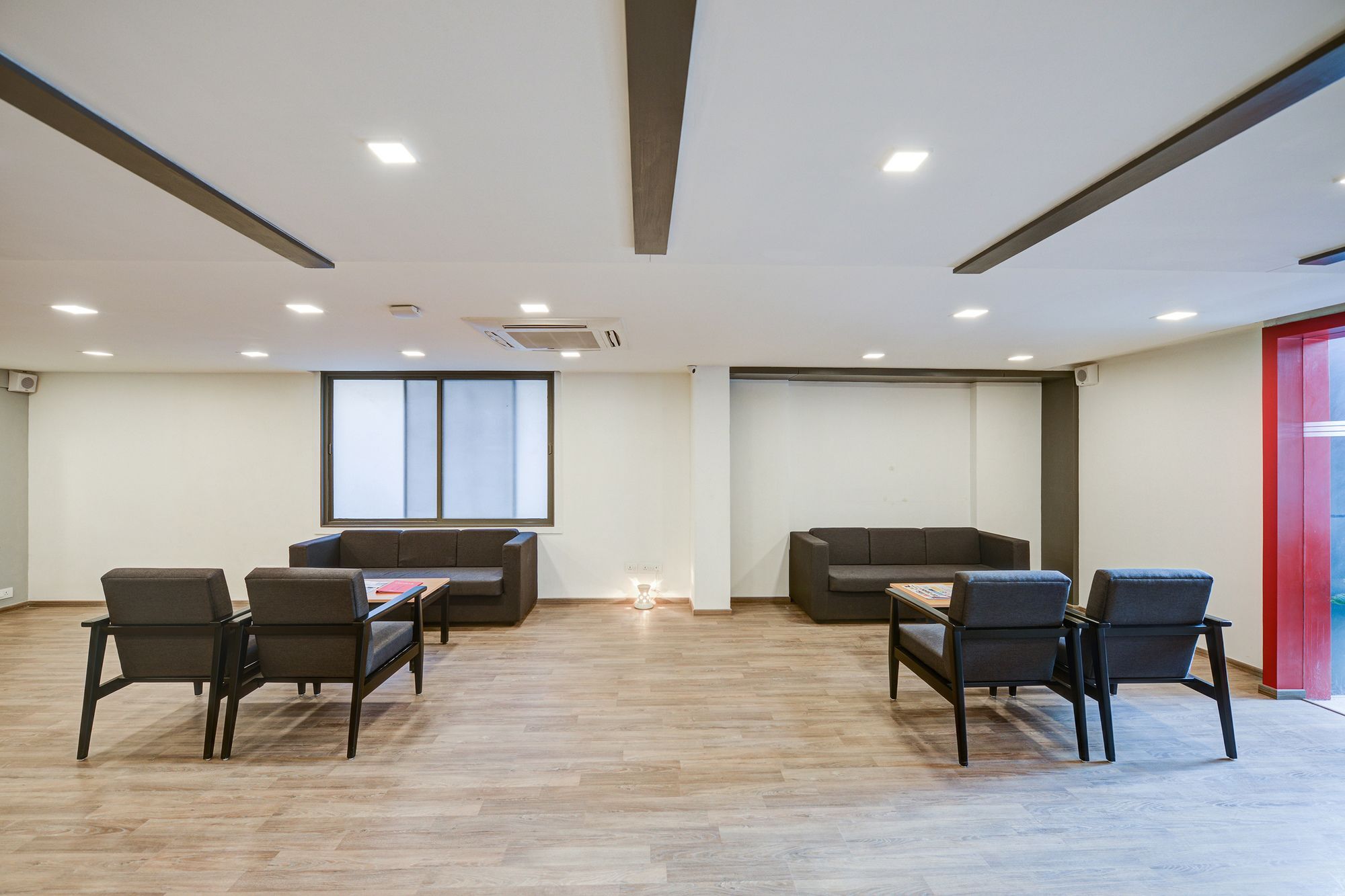 Oyo Townhouse 30 Ashram Road 3* Ahmedabad