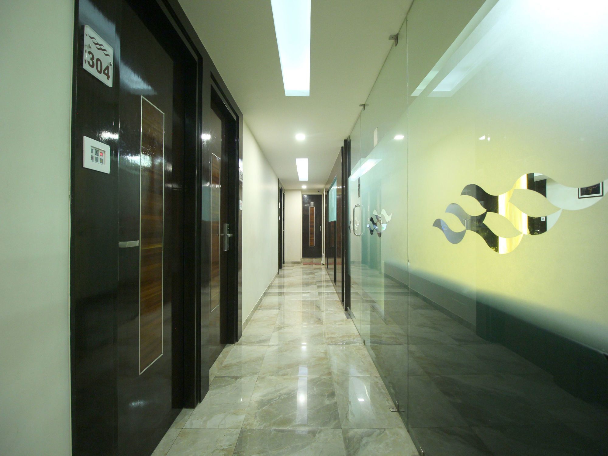 Hotel Furaat Ahmedabad