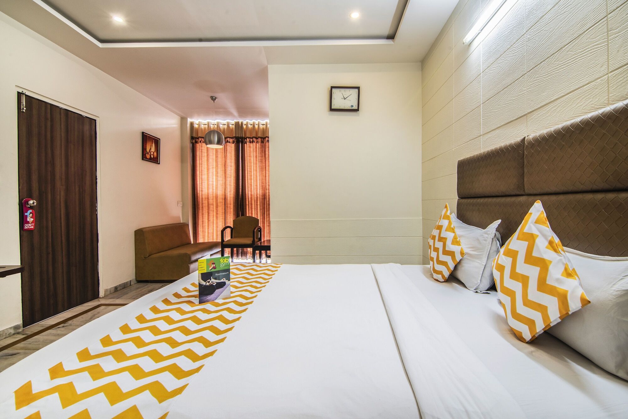 Fabhotel Rolex