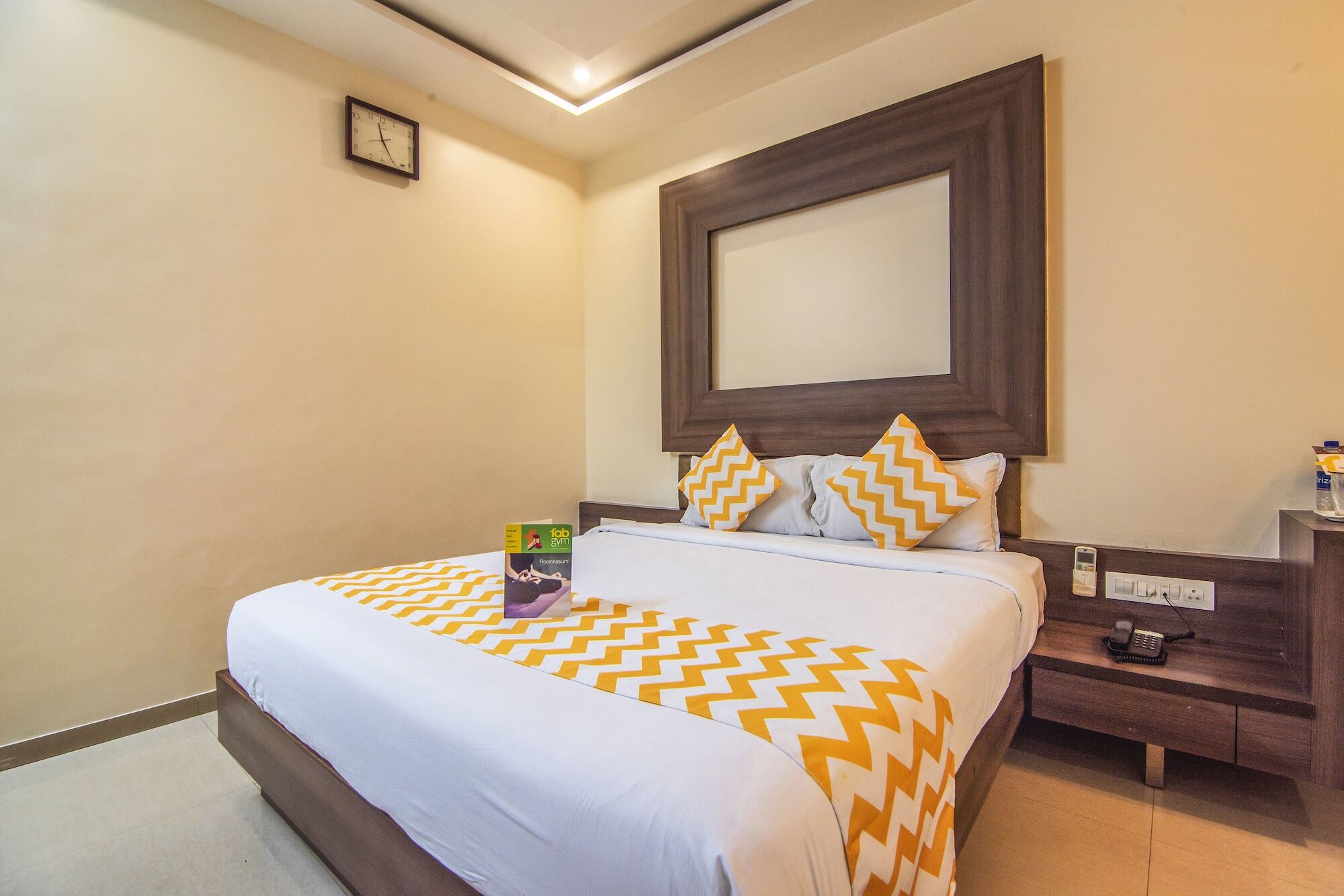 Fabhotel Rolex 3*