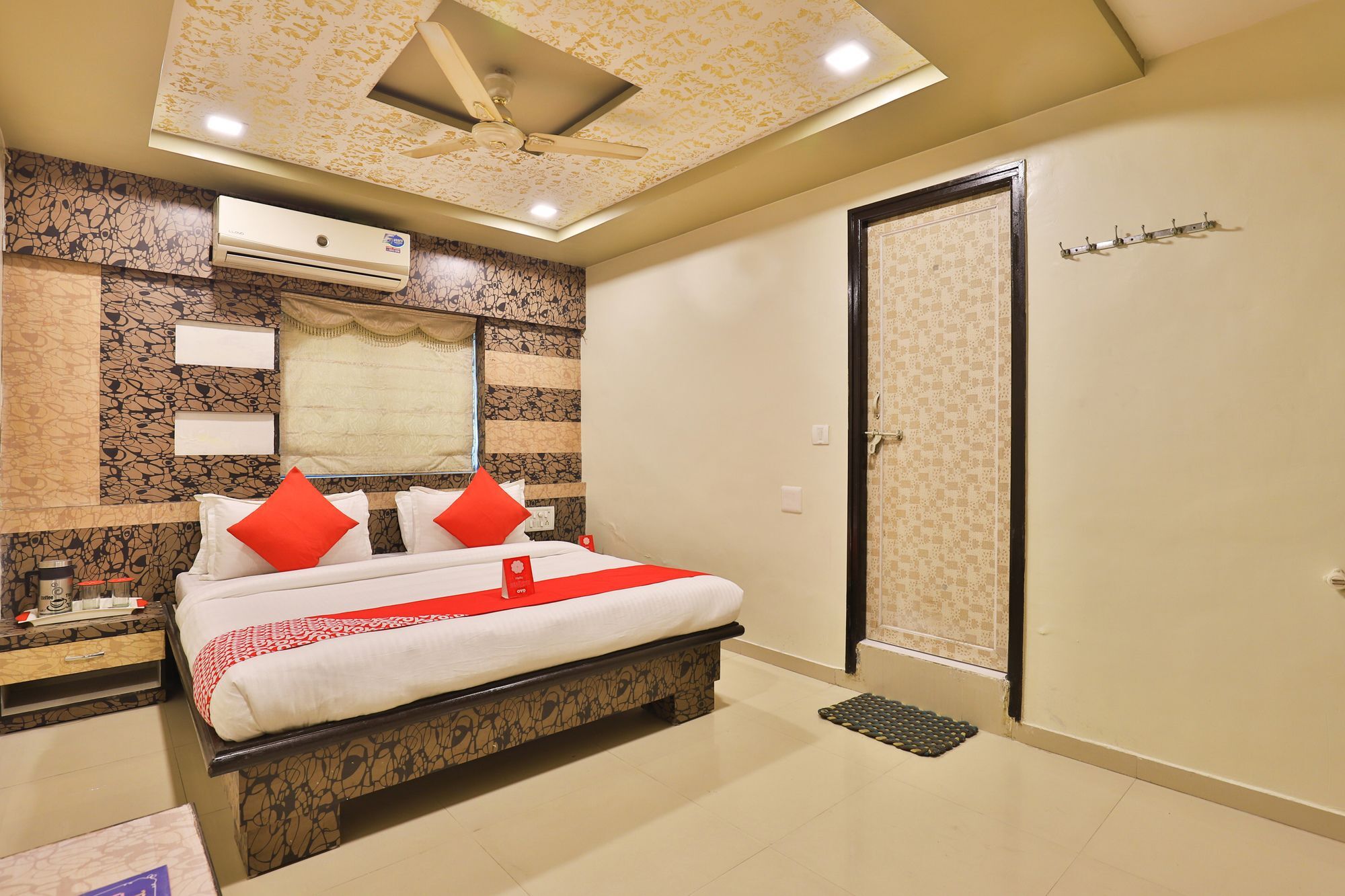 Oyo 11450 Balaji Hotel