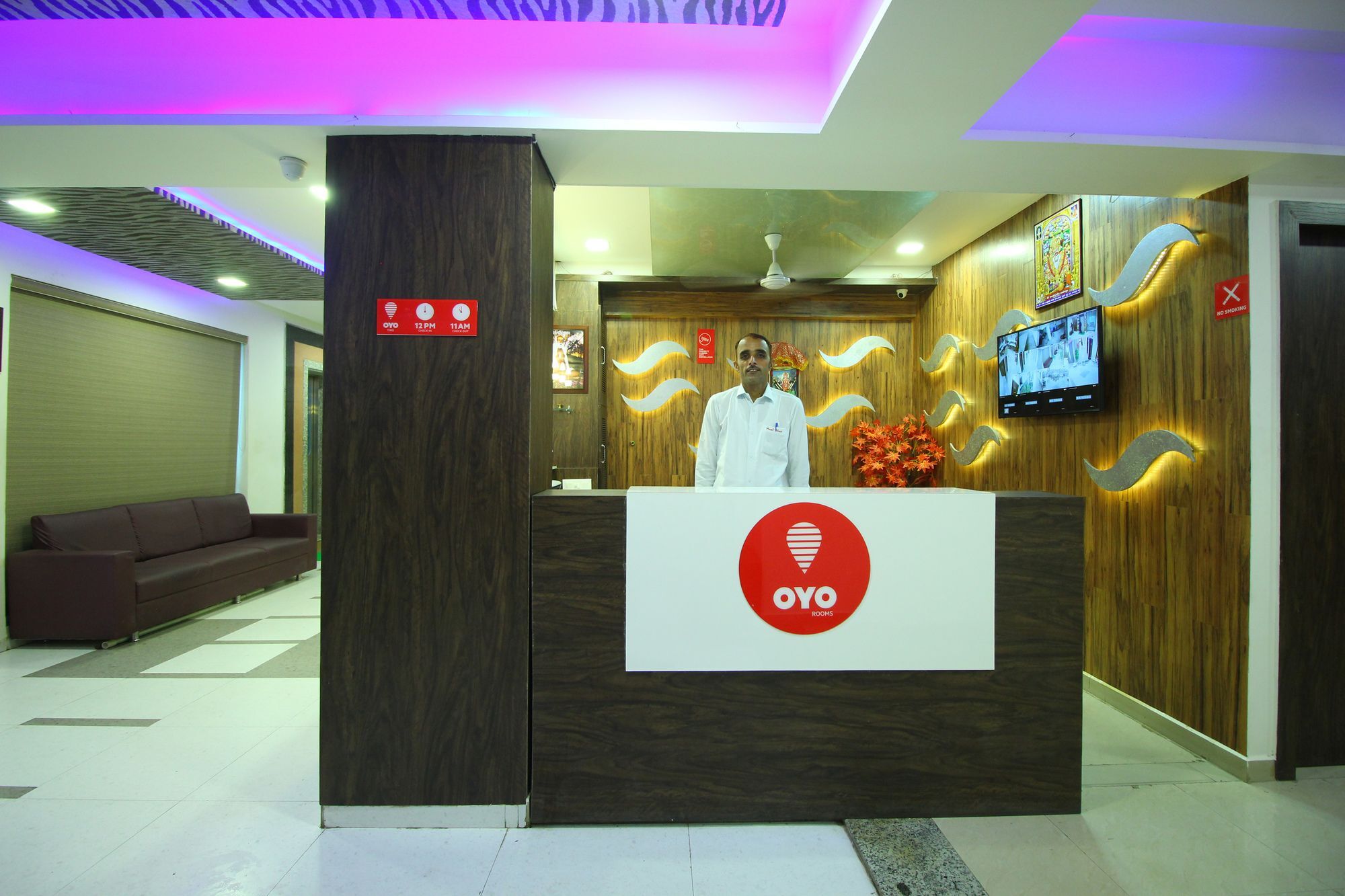 Oyo 9238 Meet Palace