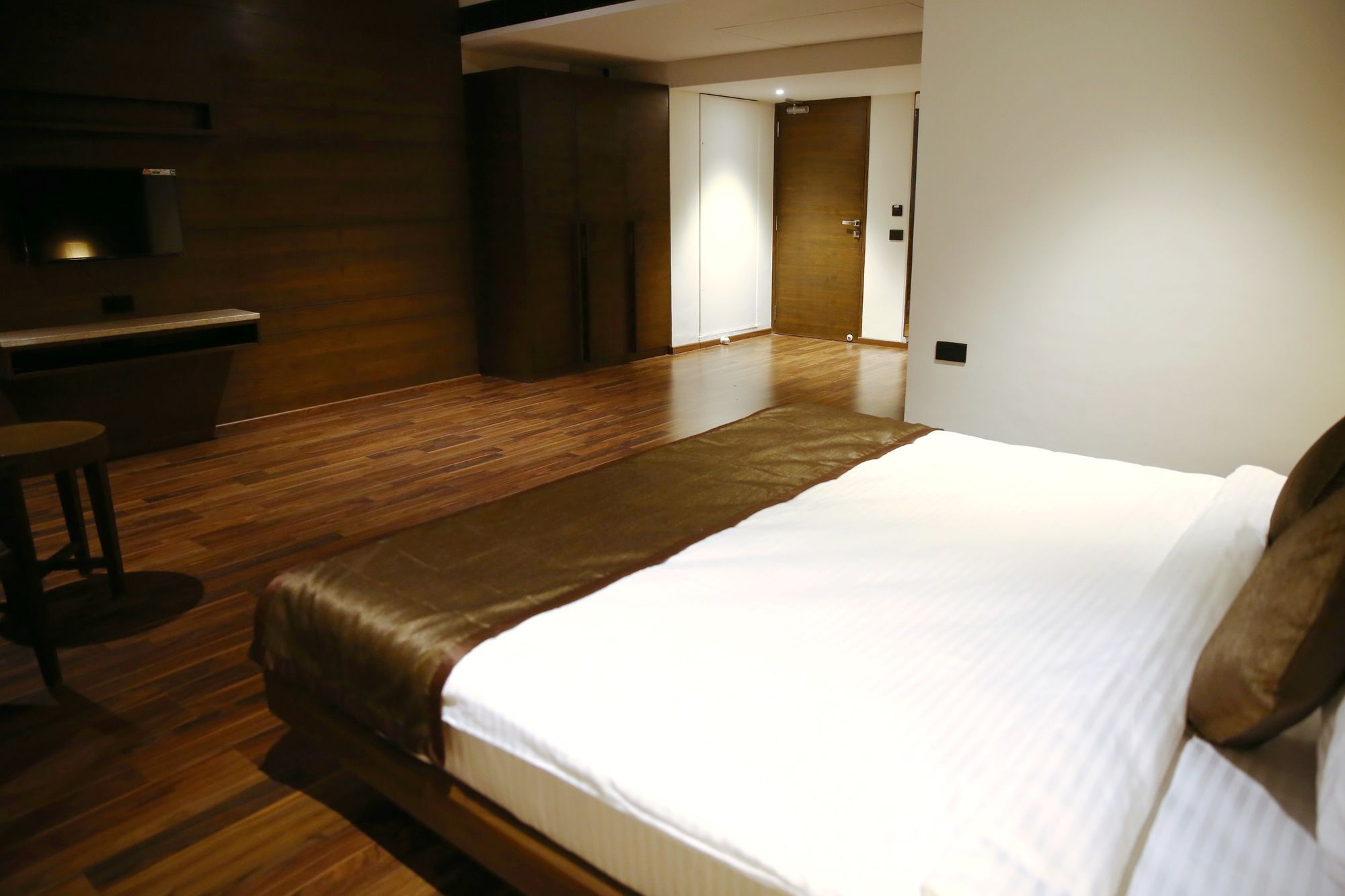 Five Petals & Banquets 3* Ahmedabad