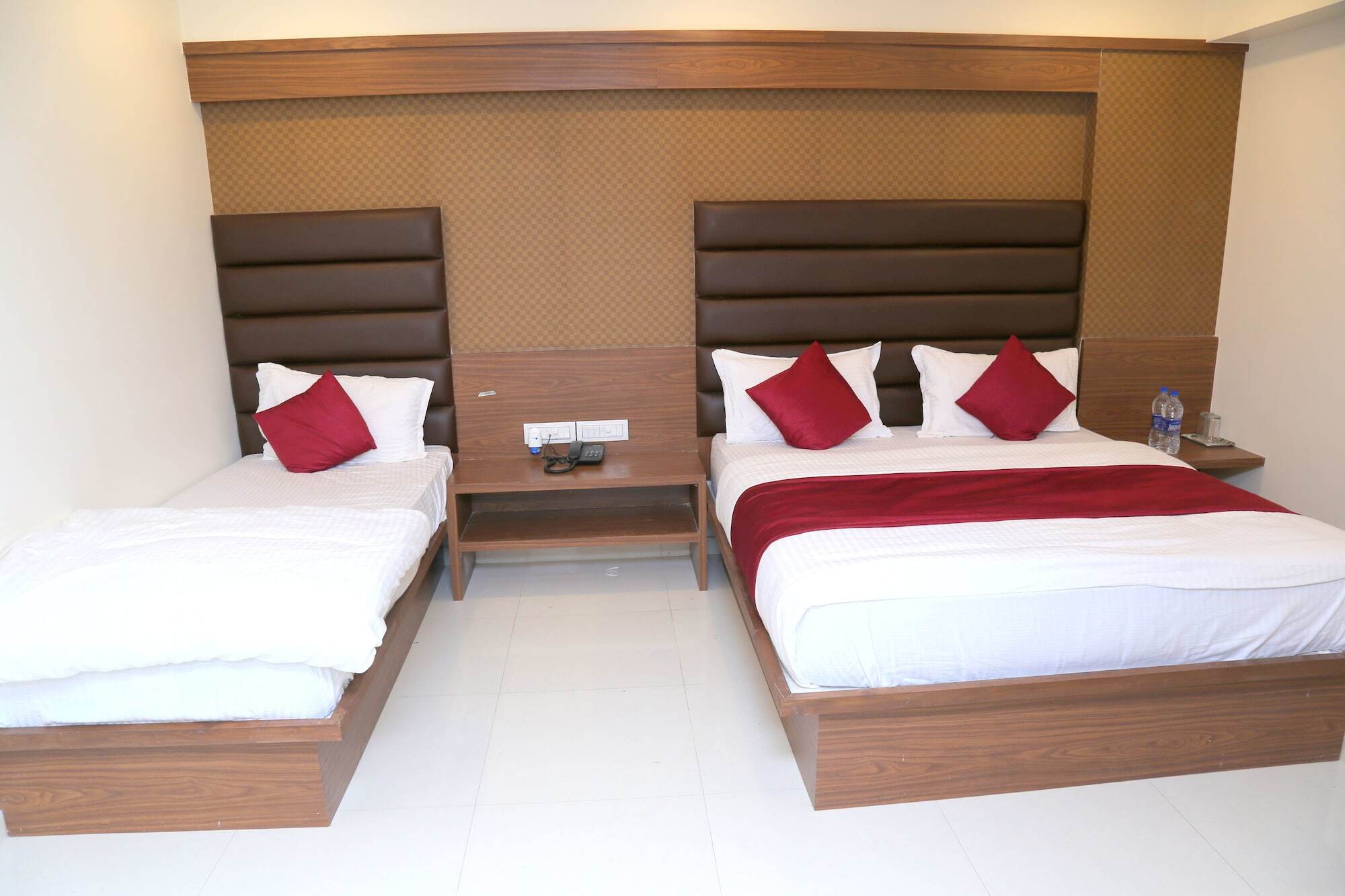 Royal King By Sky Ahmedabad
