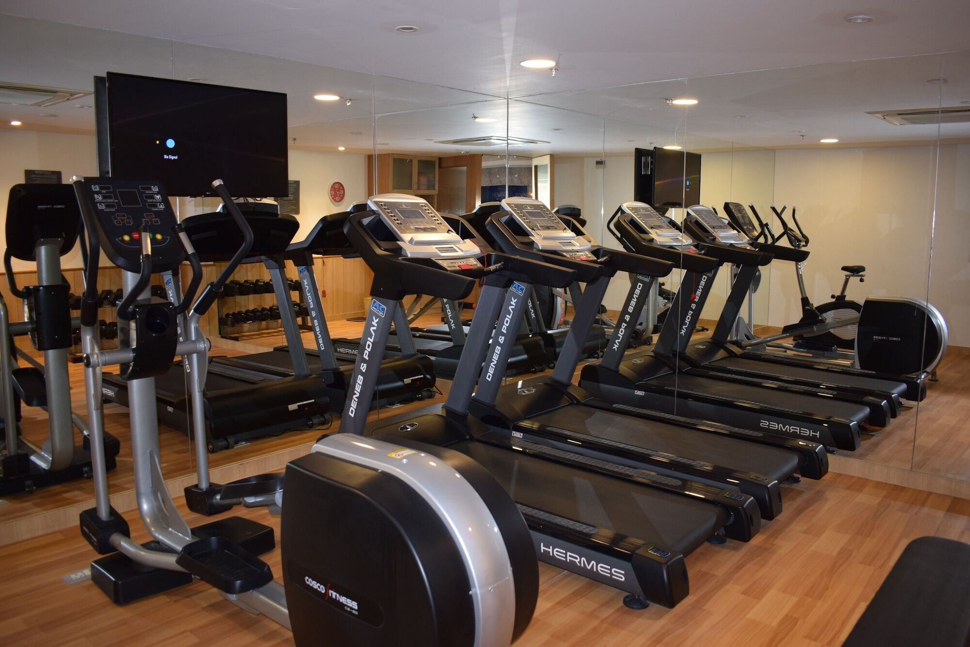 Express Prahlad Nagar By Ihg Ahmedabad