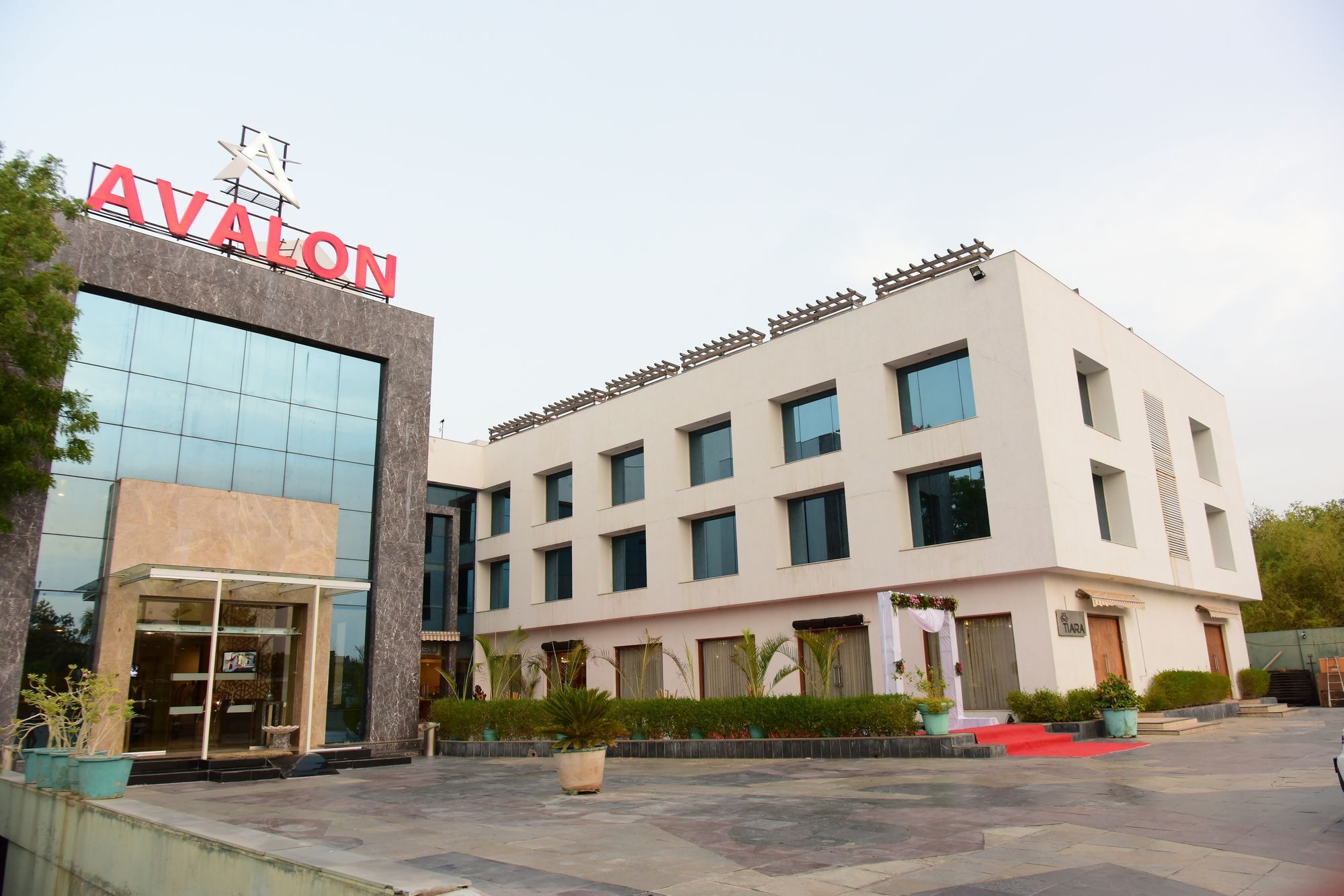Avalon & Banquets