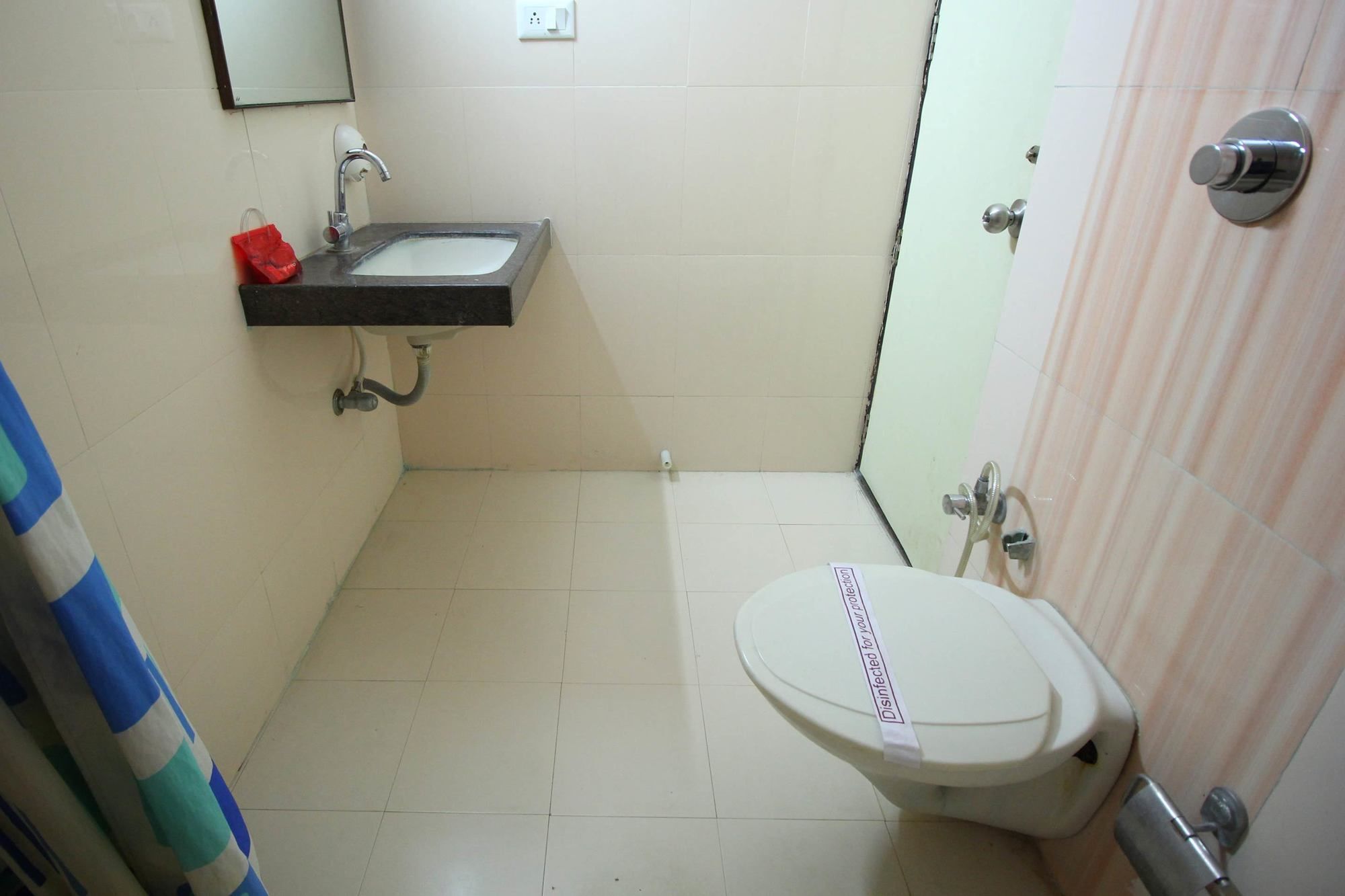 Hotel Oyo 4161 Shailly Ahmedabad