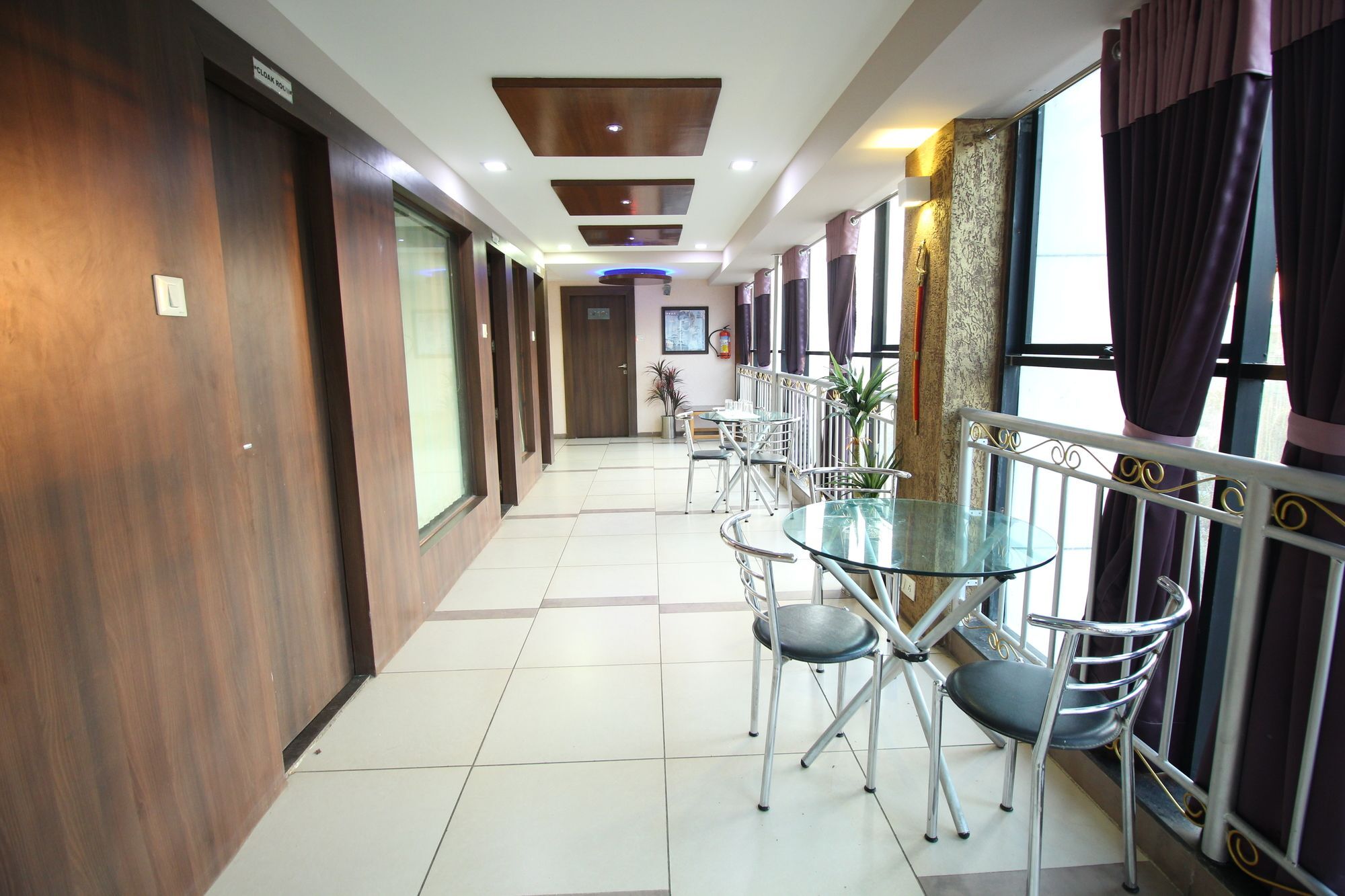 Oyo 4161 Shailly Ahmedabad