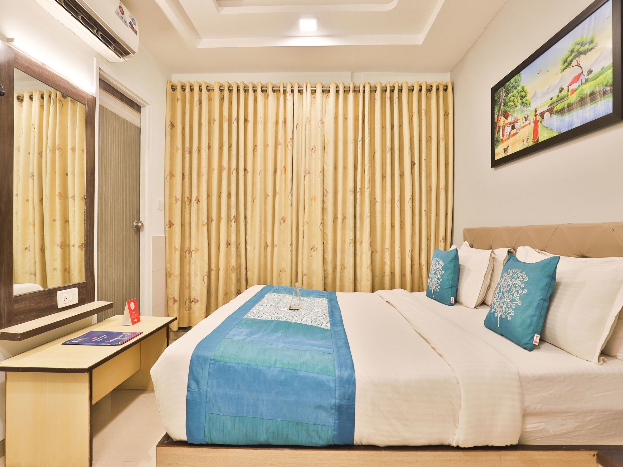 Oyo 3914 Legend Ahmedabad