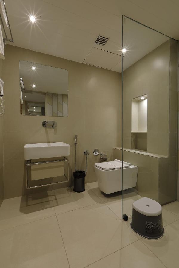 Hotel Artilla Ahmedabad