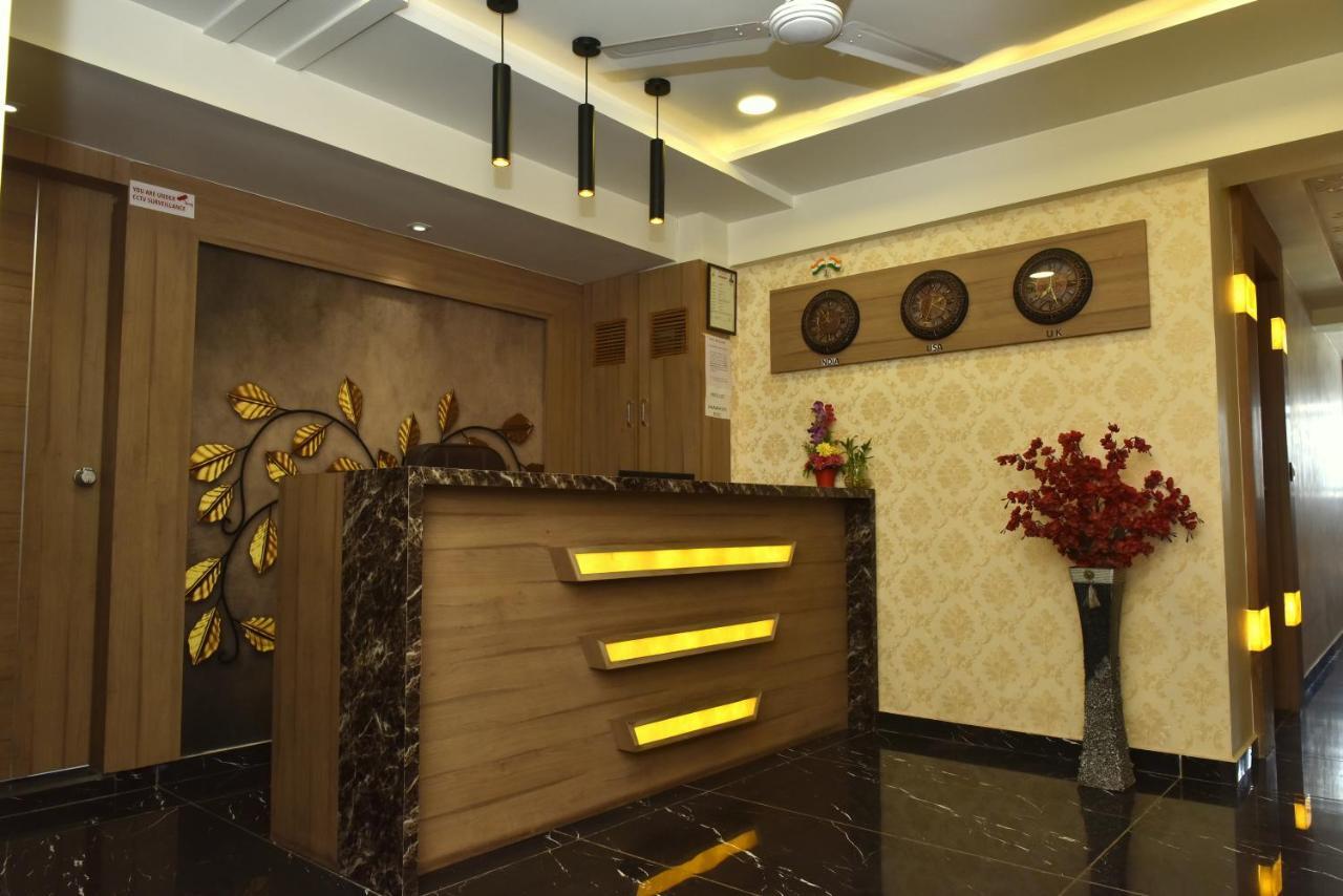 Royal King By Sky Ahmedabad