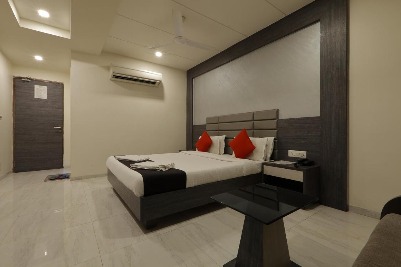 Hotel Unity Ahmedabad