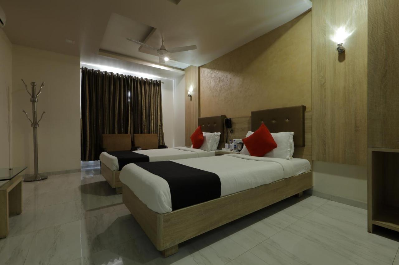 Unity Hotel 3*