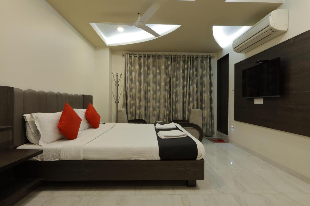 Unity Hotel 3*