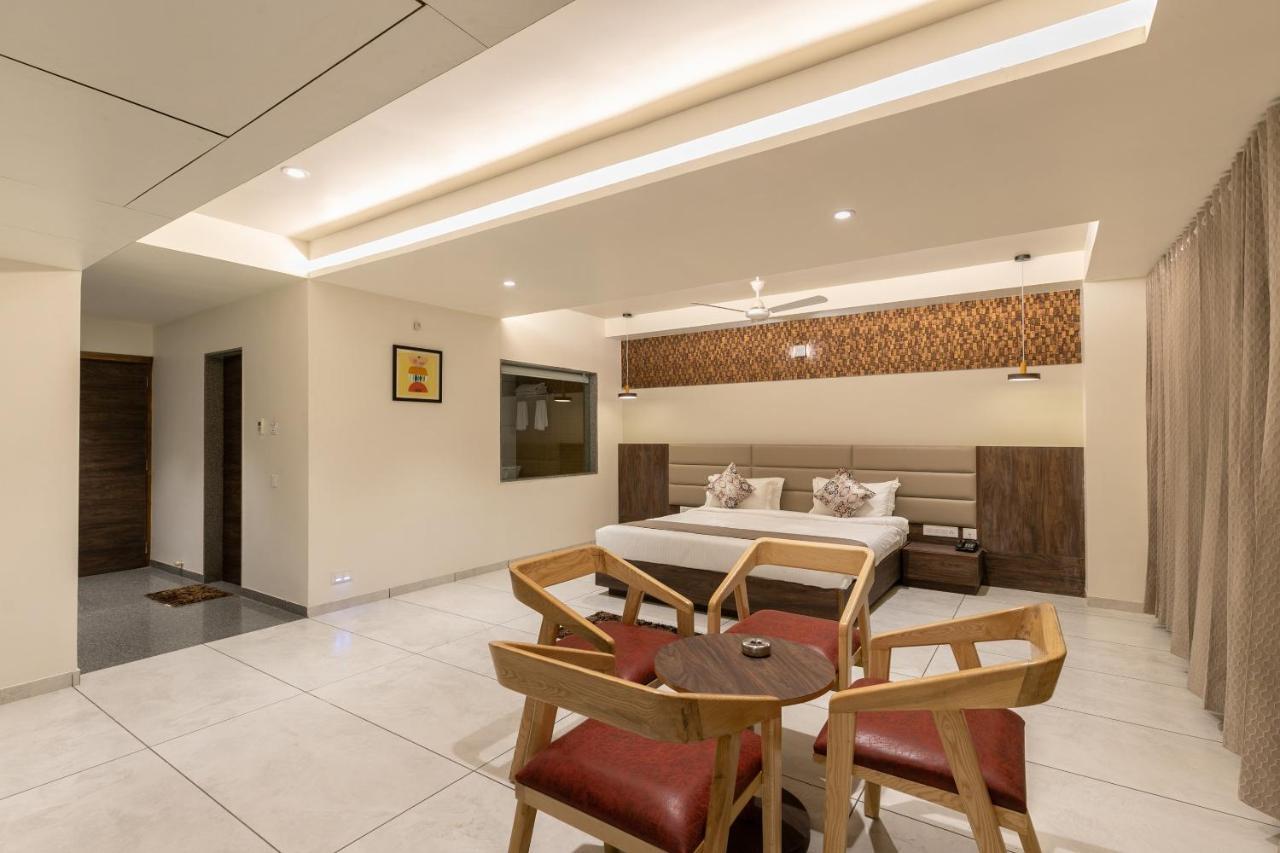 Silvera Grand