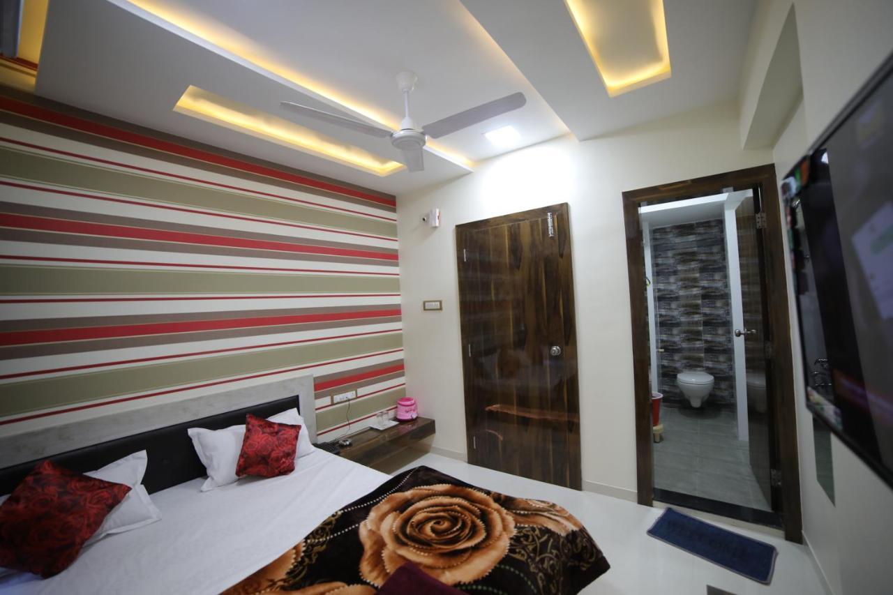Red Apple Ahmedabad